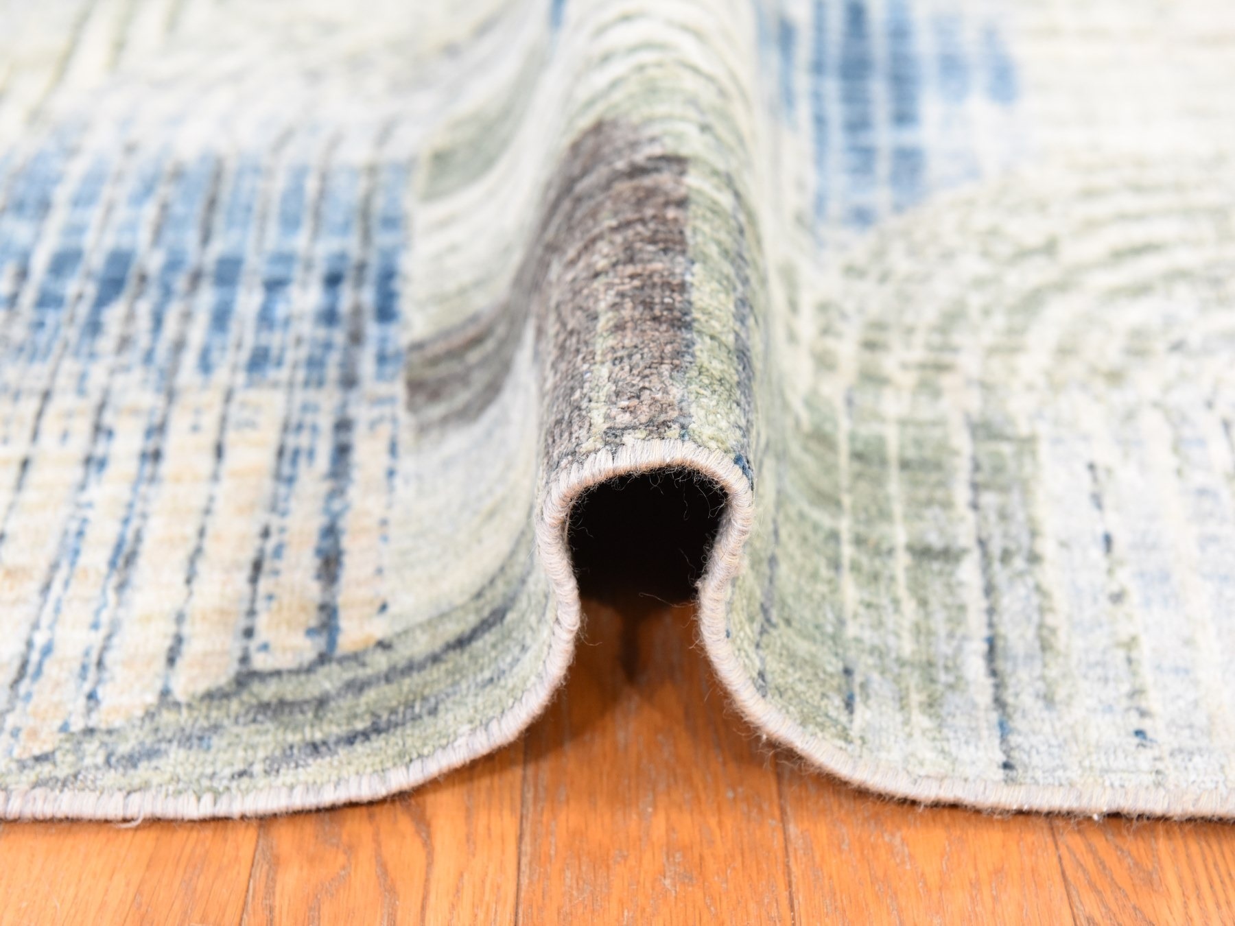 8'x10'2" Ivory, THE INTERTWINED PASSAGE, Silk with Textured Wool, Hand Knotted, Oriental Rug HR78668 - Image 9