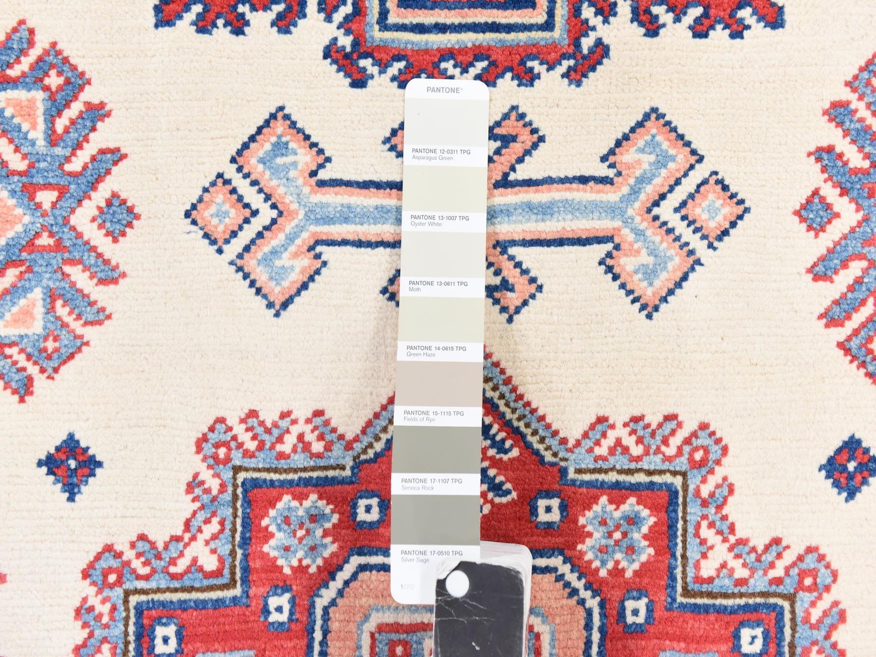 4'x5'6" Oyster White, Special Kazak with Tribal Design, Pure Wool, Hand Knotted, Oriental Rug HR78672 - Image 5