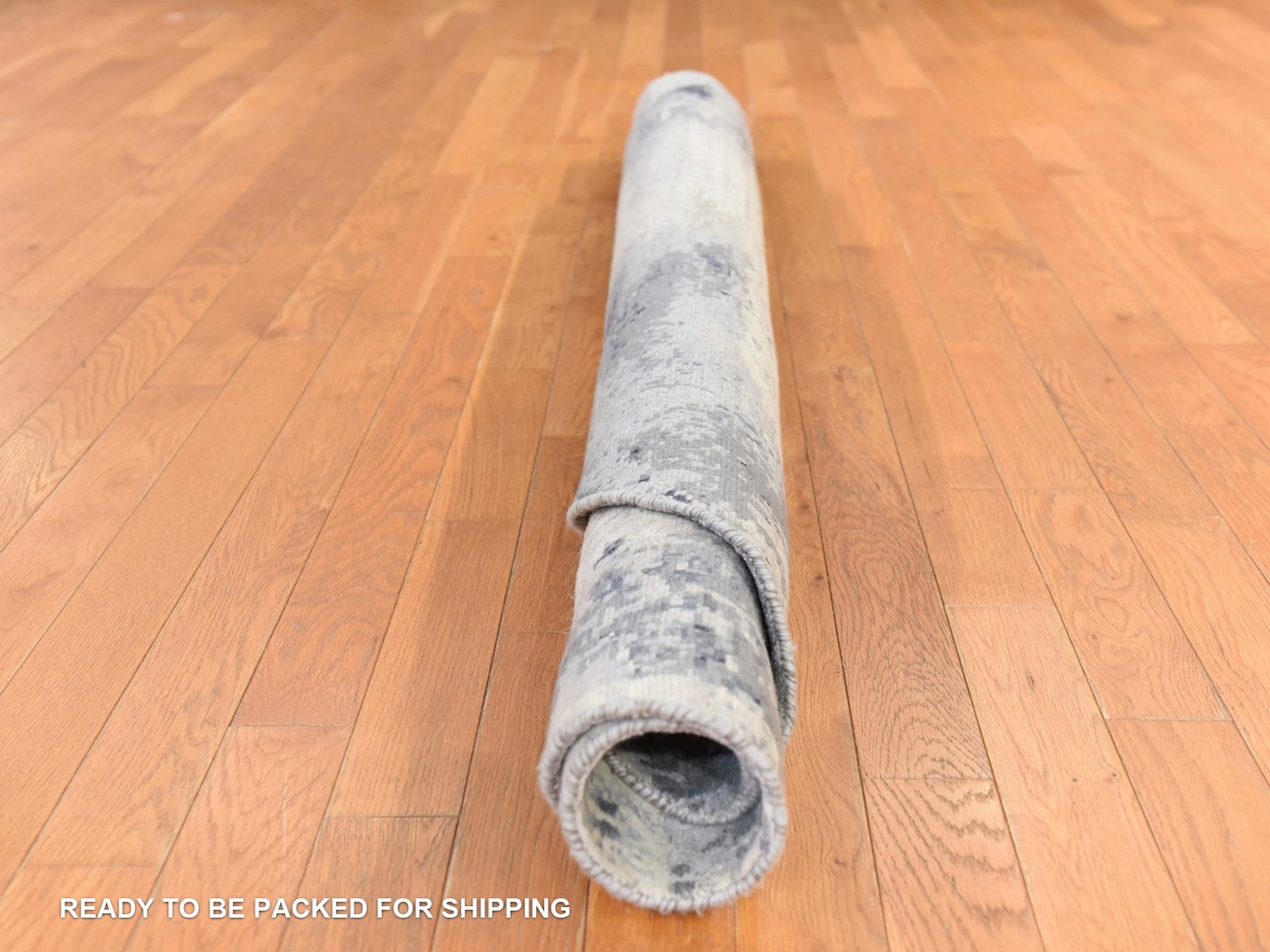 6'2"x6'2" Black with Touches of Ivory, Abstract Design, Hand Knotted, Wool and Silk, Round, Oriental Rug HR78691 - Image 9