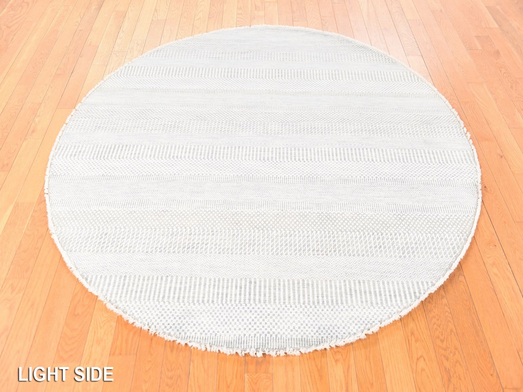 6'x6' Pastel Gray, Wool and Silk, Grass Design, Modern, Tone on Tone, Hand Knotted, Round, Oriental Rug HR78696 - Image 3