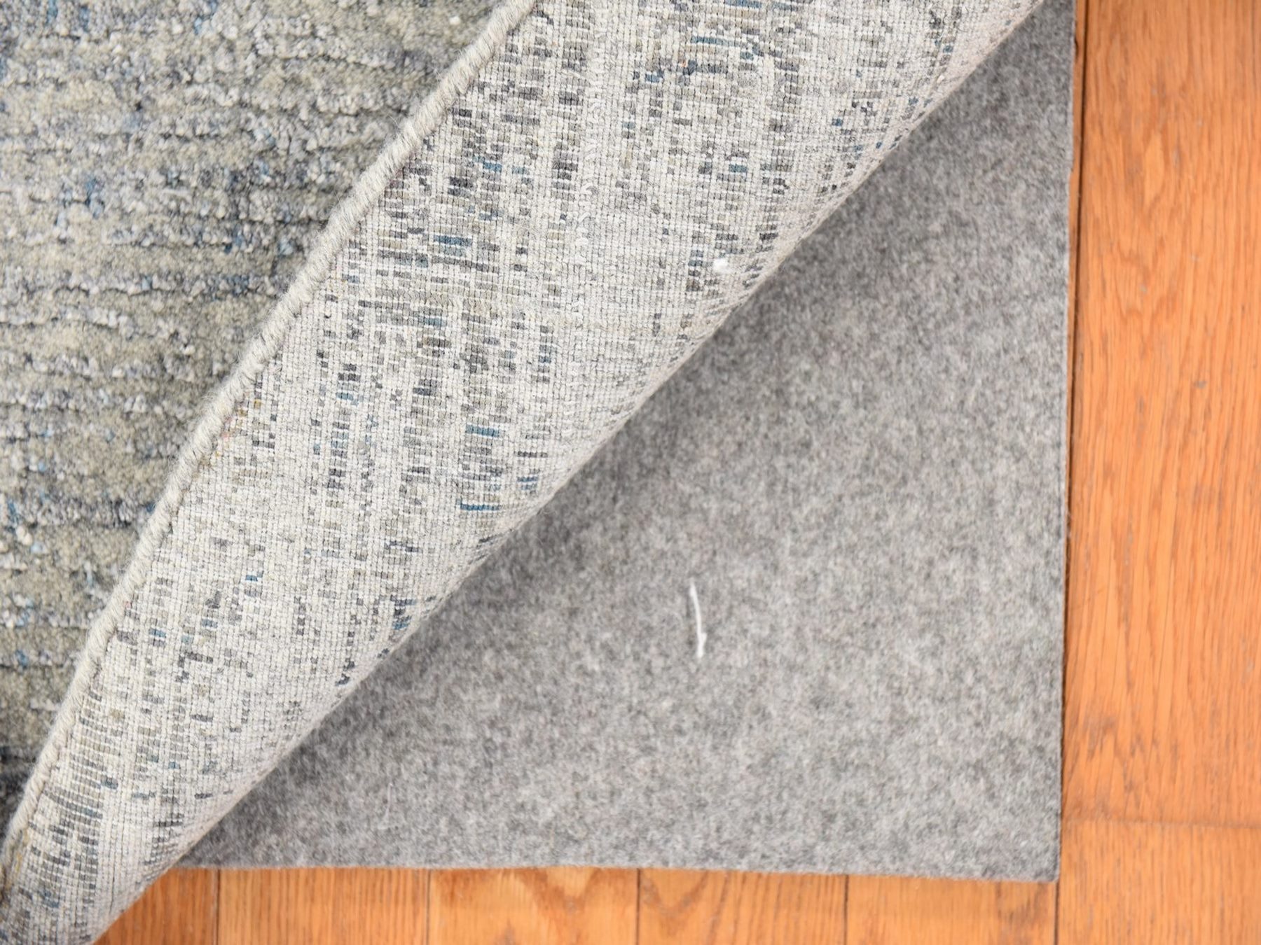 5'9"x5'9" Beige-Gray, Fine Jacquard, Hand Loomed, Modern Design, Wool and Art Silk, Round, Oriental Rug HR78700 - Image 7
