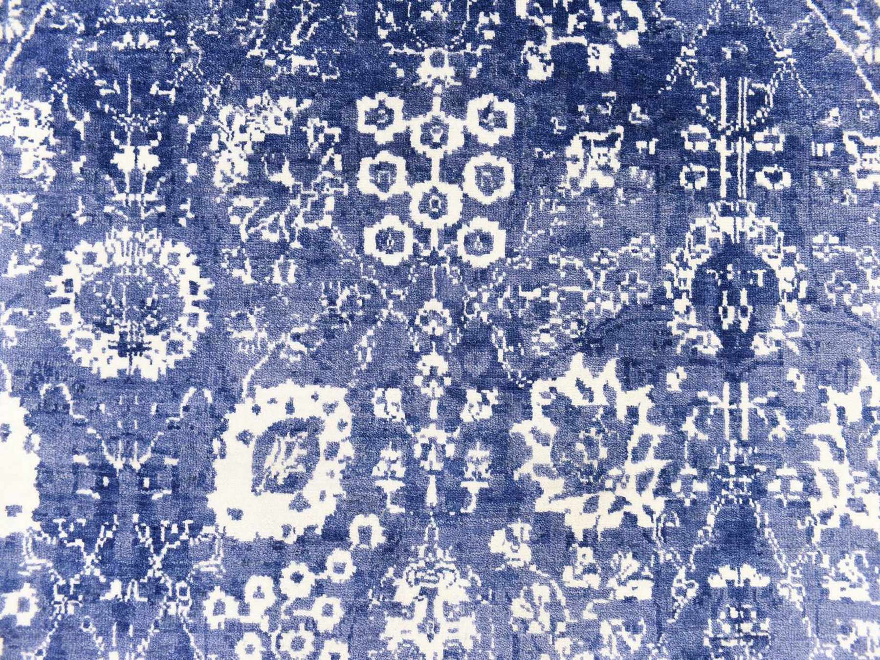 6'2"x6'2" Berry Blue, Tone On Tone, Tabriz with All Over Leaf Motifs, Wool and Silk, Hand Knotted, Round, Oriental Rug HR78702 - Image 4