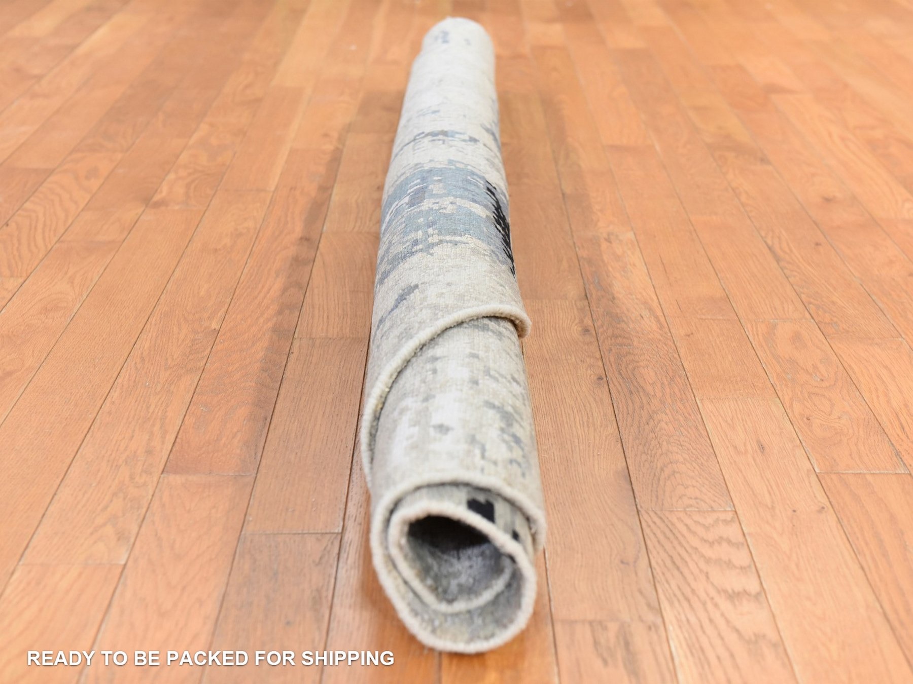 6'x6' Beige-Gray, Abstract Design, Hand Knotted, Wool & Silk, Hi-Low Pile, Round, Oriental Rug HR78705 - Image 9