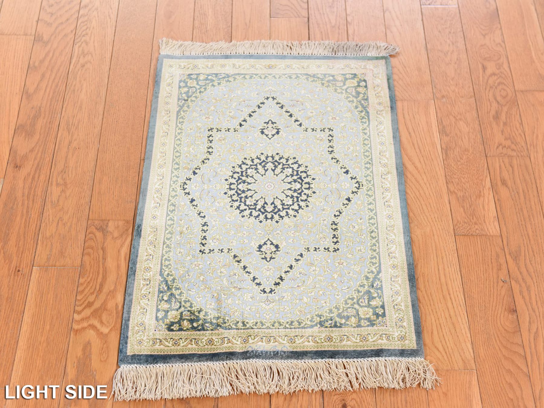 1'8"x2'4" Pistachio Green, Pure Silk, Vintage Persian Ghom with Medallion Design, 600 KPSI, Signed, Hand Knotted, Mat, Small, Oriental Rug HR78716 - Image 3