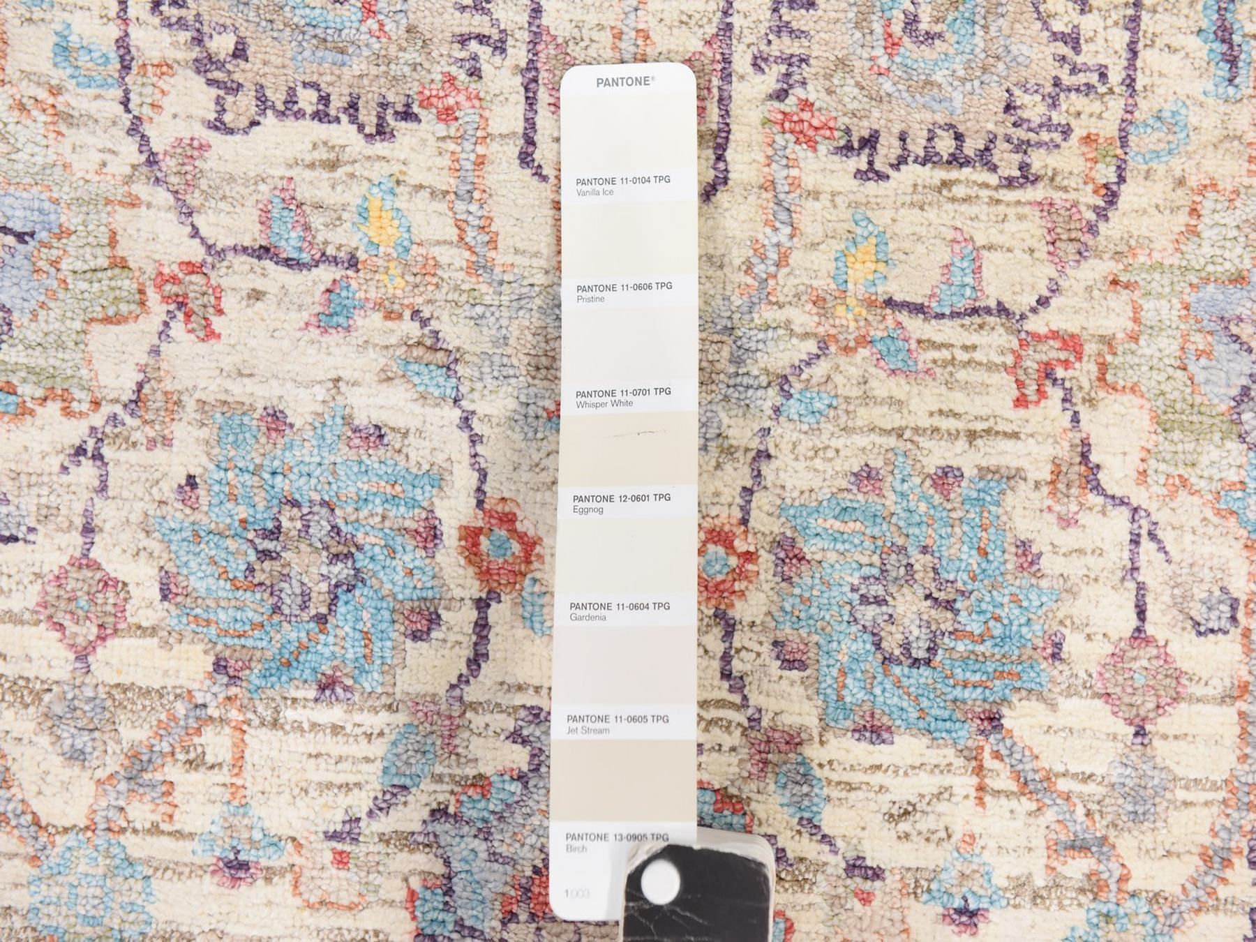 2'7"x12' Lace White, Tabriz Flower and Vase Design, Hand Knotted, Silk with Textured Wool, Plush and Lush, Runner, Oriental Rug HR78748 - Image 5
