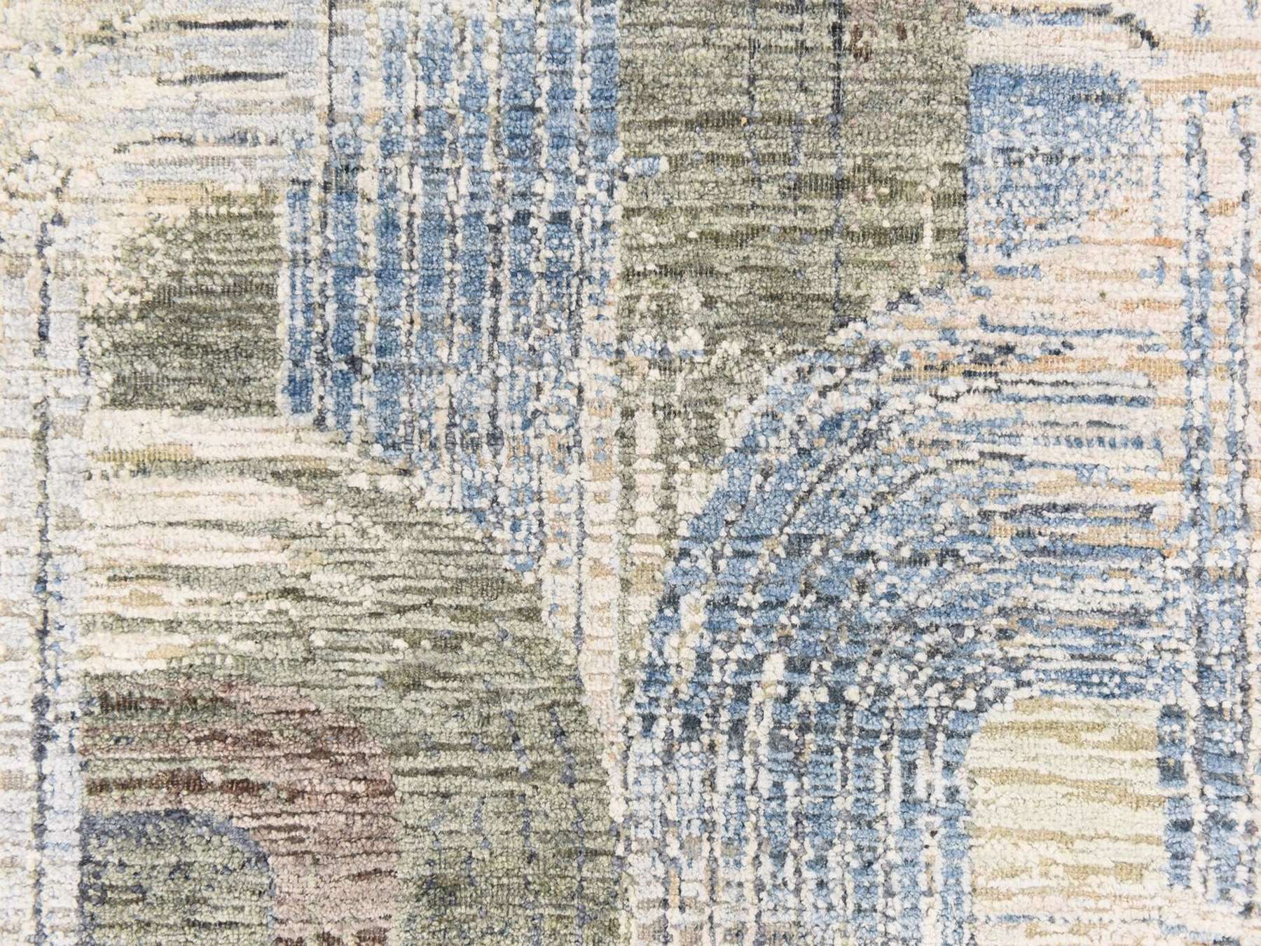 2'7"x10'4" Whisper White, THE INTERTWINED PASSAGE, Silk with Textured Wool, Hand Knotted, Runner, Oriental Rug HR78758 - Image 4