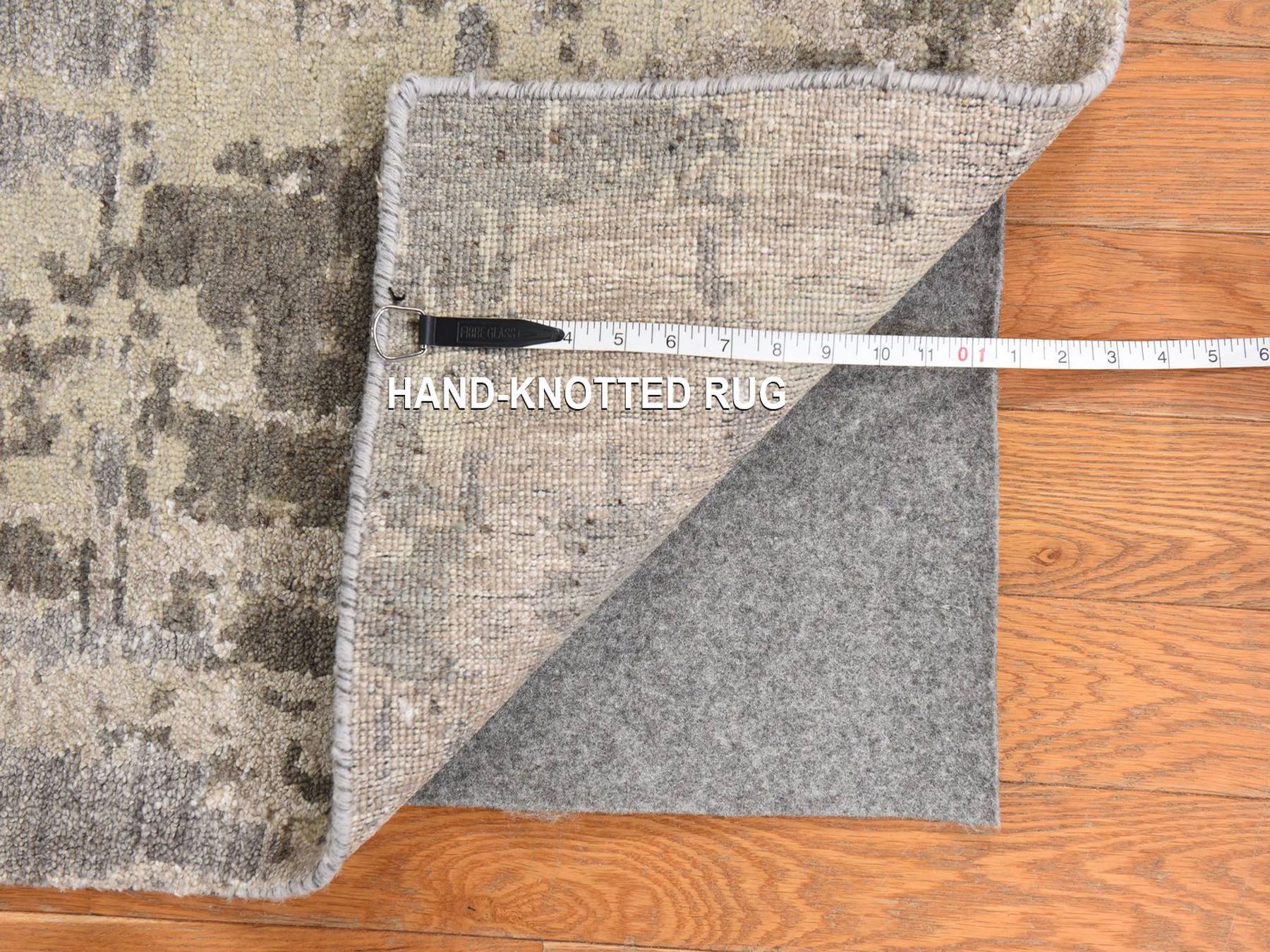 2'8"x9'7" Brown with Gray, Modern Abstract Design, Wool and Silk, Hand Knotted, Runner, Oriental Rug HR78761 - Image 6