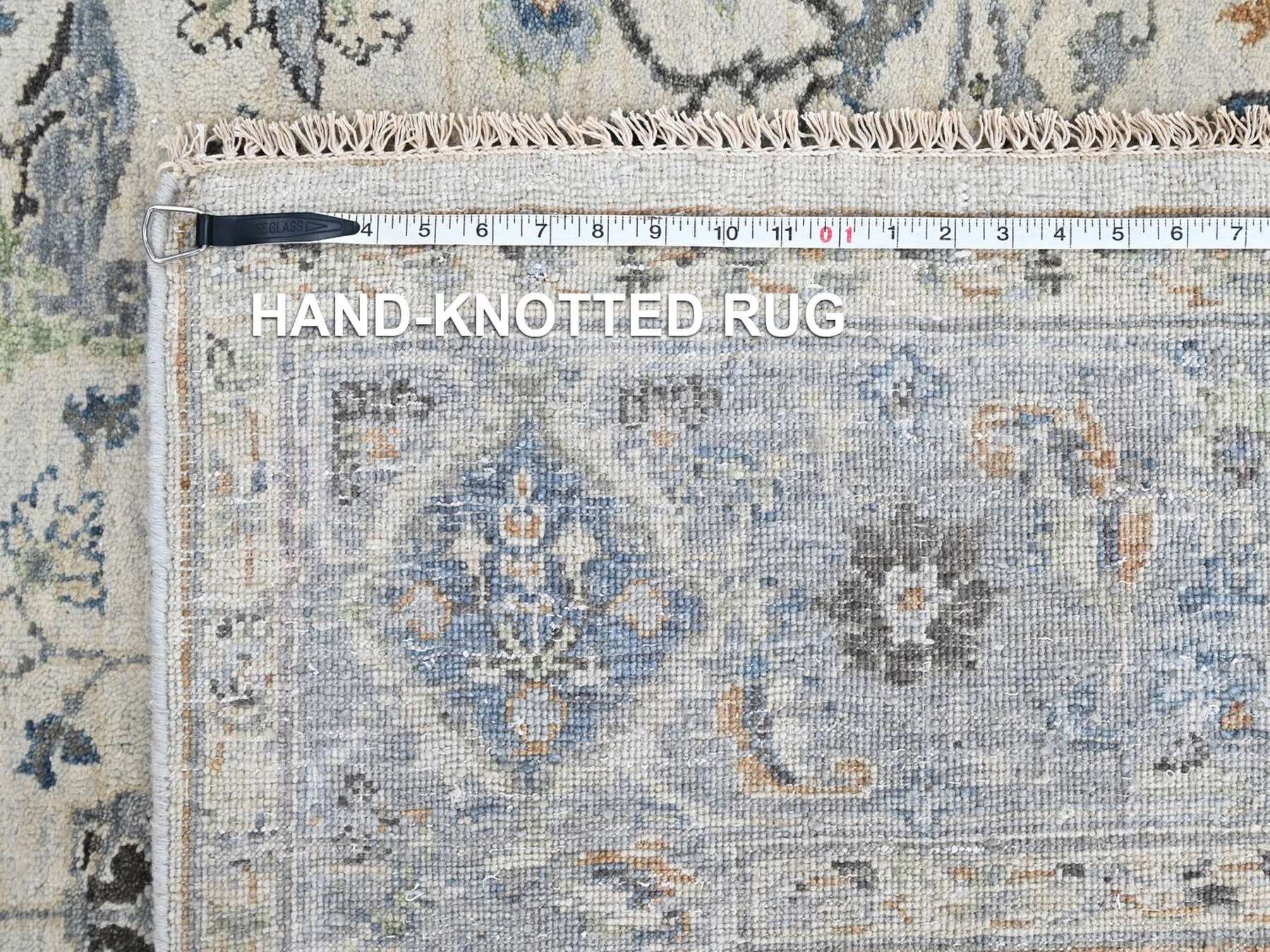 6'x9' Oyster Gray, Hand Knotted, Oushak with Floral Motifs, Pure Wool, Soft Pile, Denser Weave, Oriental Rug HR10567 - Image 8