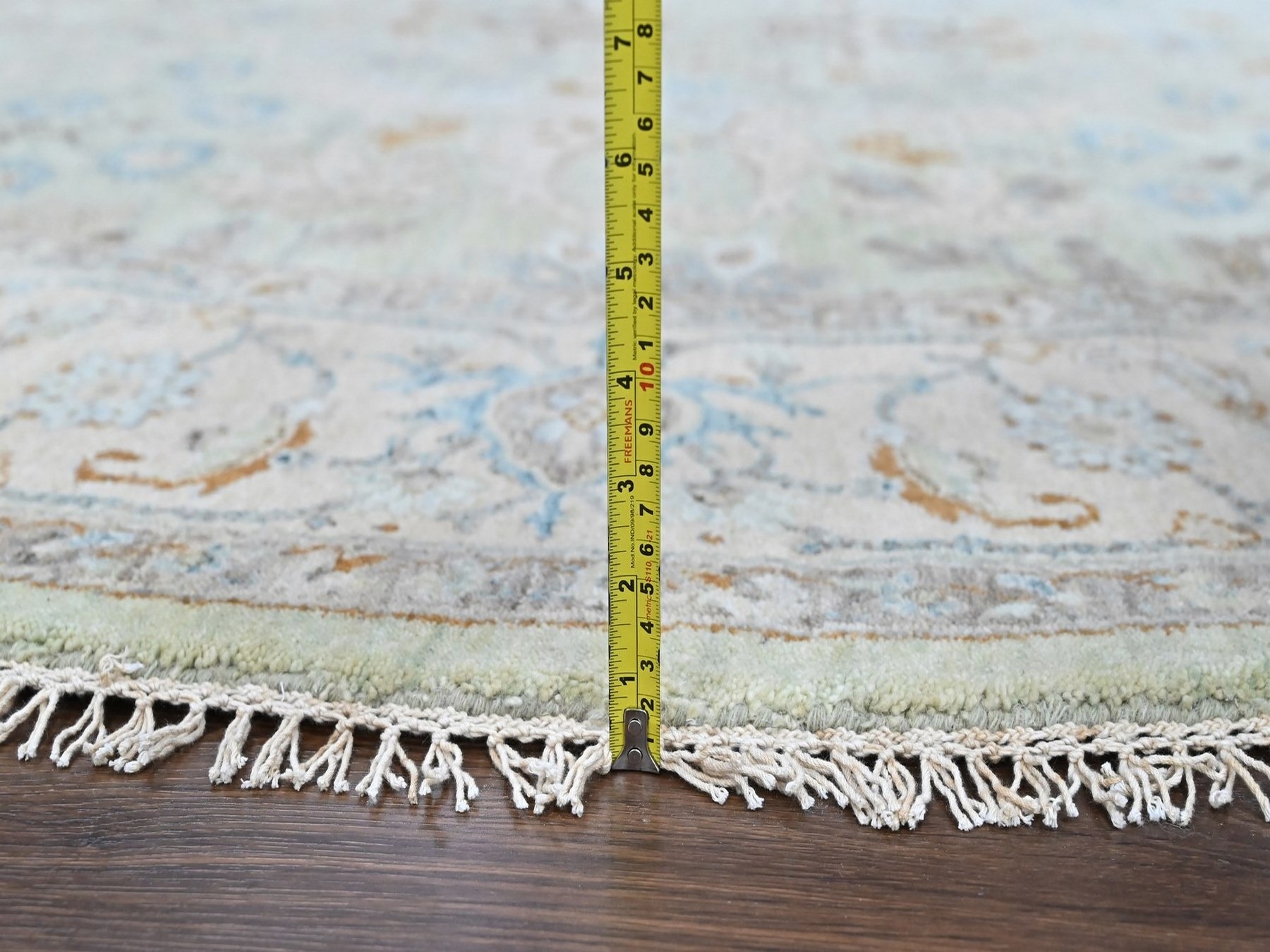 8'x8' Pistachio Green, Oushak with Floral Motifs, Hand Knotted, Pure Wool, Soft Pile, Denser Weave, Round, Oriental Rug HR10587 - Image 7