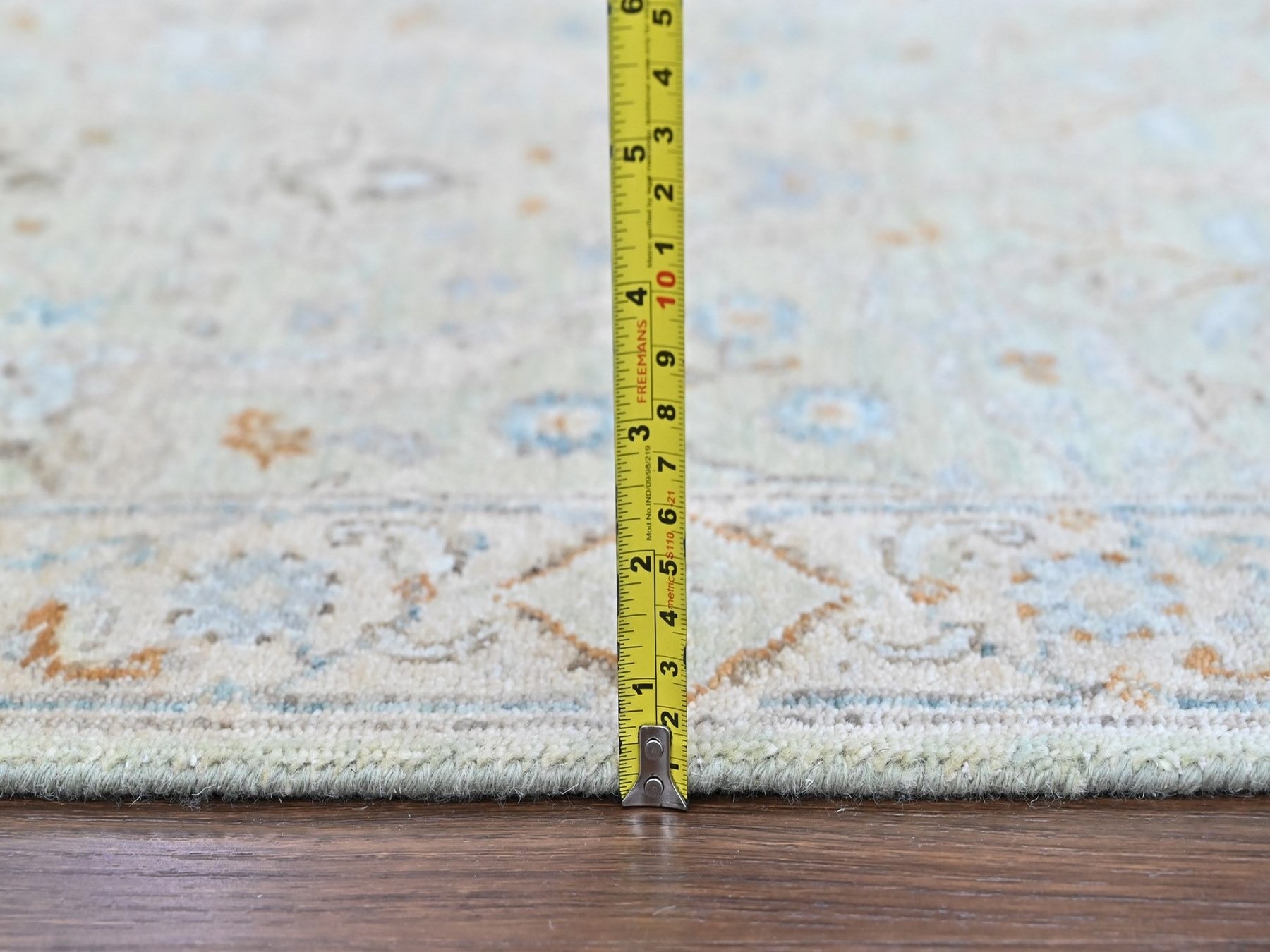 2'6"x18'3" Pistachio Green, Oushak with Floral Motifs, Hand Knotted, Soft Pile, Pure Wool, Denser Weave, XL Runner, Oriental Rug HR10596 - Image 7