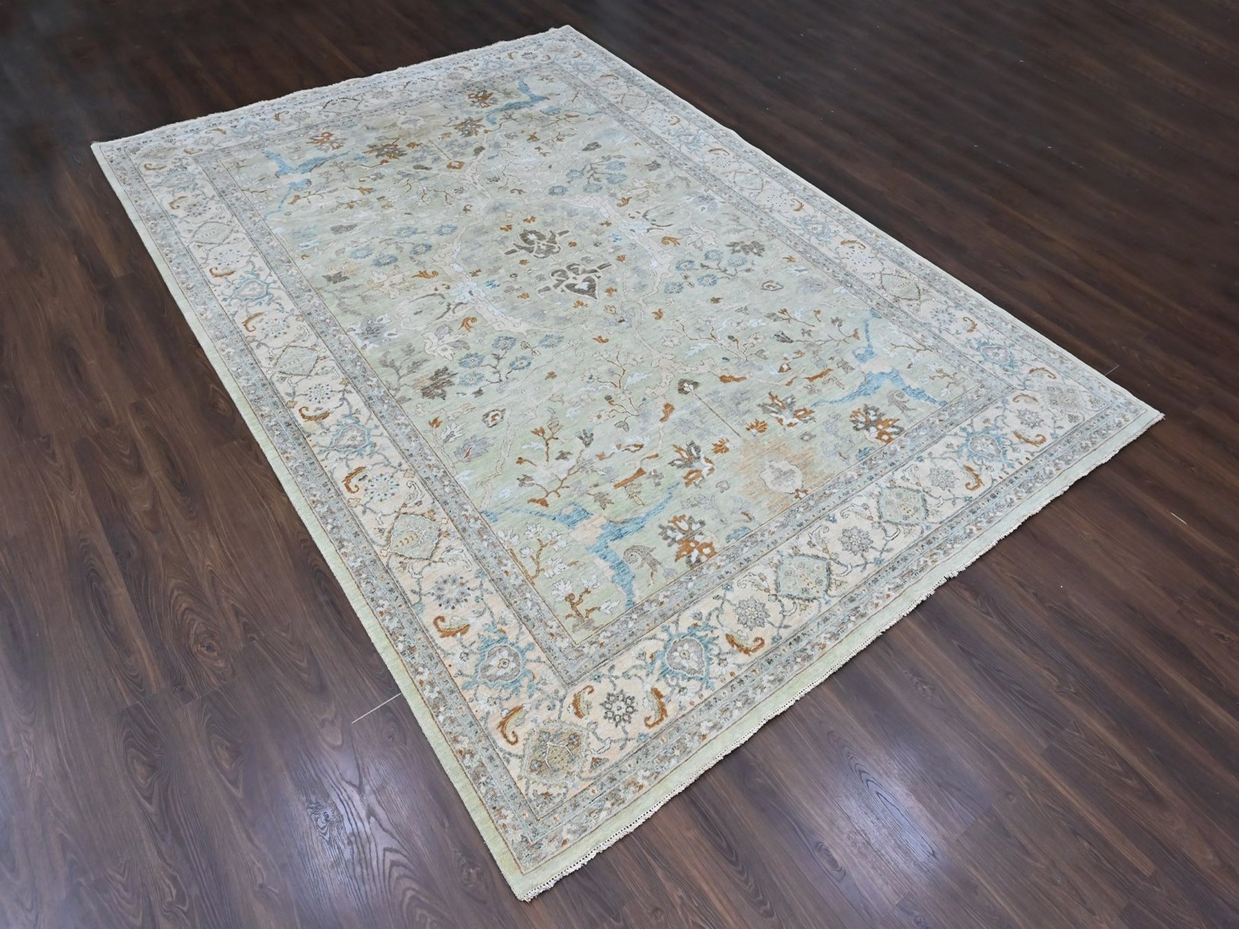 10'x13'10" Pistachio Green, Oushak with Floral Motifs, Hand Knotted, Pure Wool, Soft Pile, Denser Weave, Oriental Rug HR10600 - Image 3