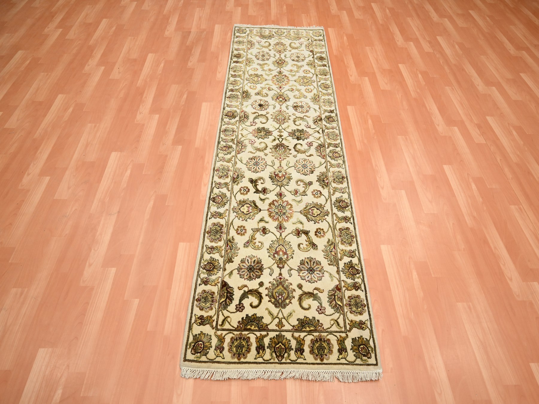 2'7"x8'3" Linen White, Rajasthan with All Over Leaf Design, Hand Knotted, Thick and Plush, Soft Pile, Wool and Silk, Runner, Oriental Rug HR75623 - Image 2