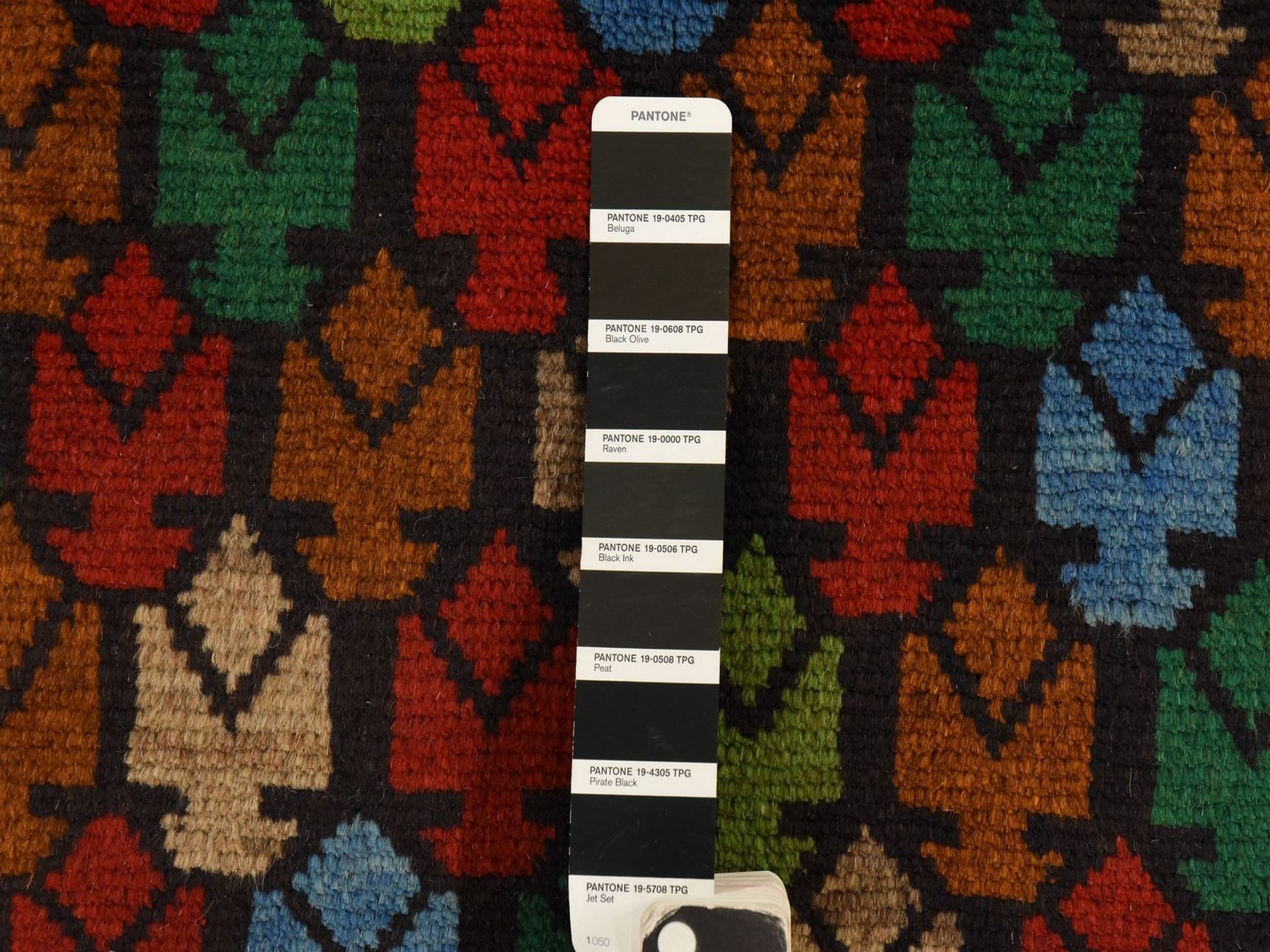3'5"x4'8" Raven Black, Colorful Afghan Baluch with Geometric Design, Hand Knotted, Pure Wool, Oriental Rug HR78807 - Image 5