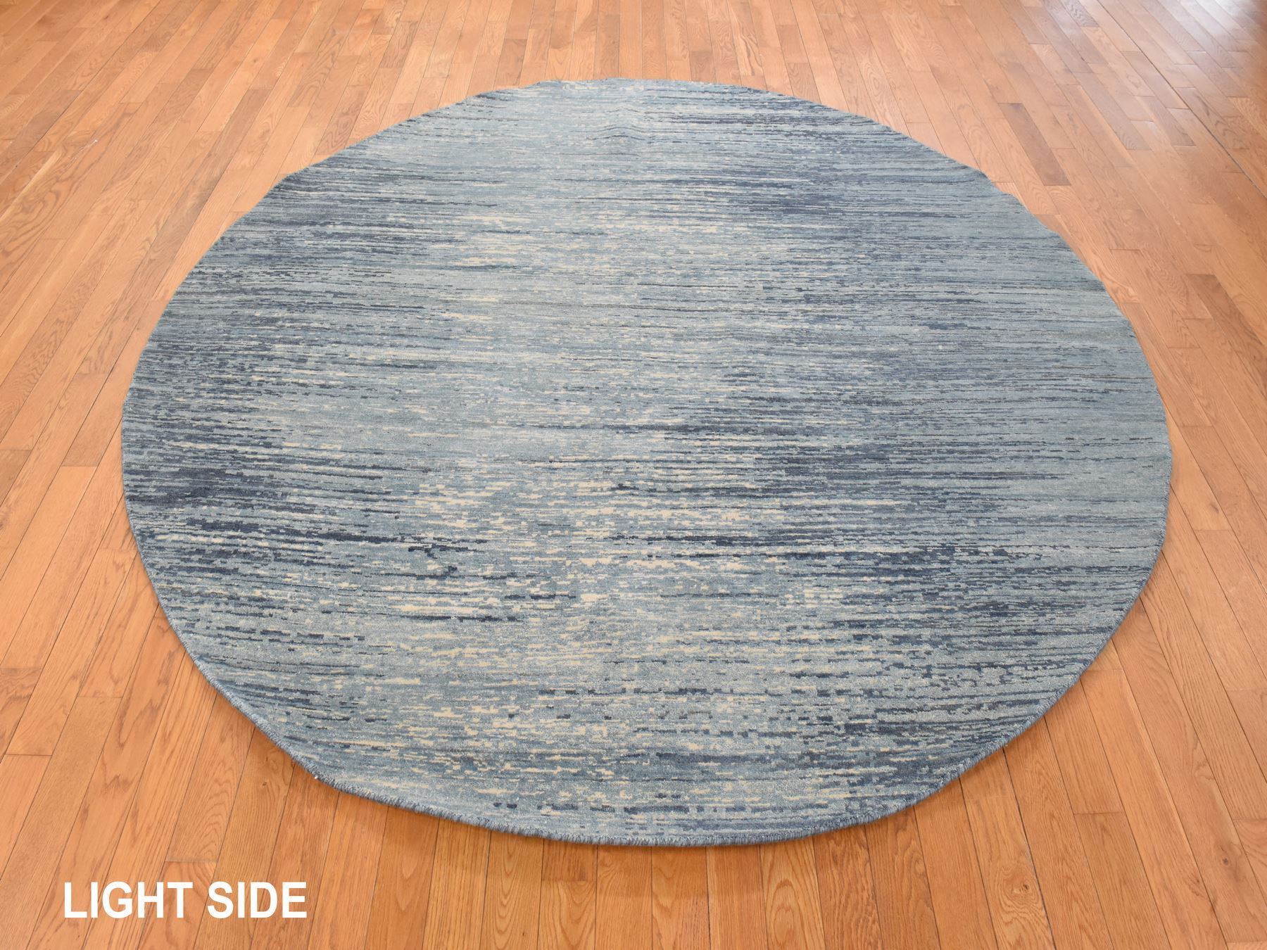 8'x8' Blue Oceanic, Horizontal Ombre Design, Hand Knotted, Pure Wool, Densely Woven, Round, Oriental Rug HR78855 - Image 3