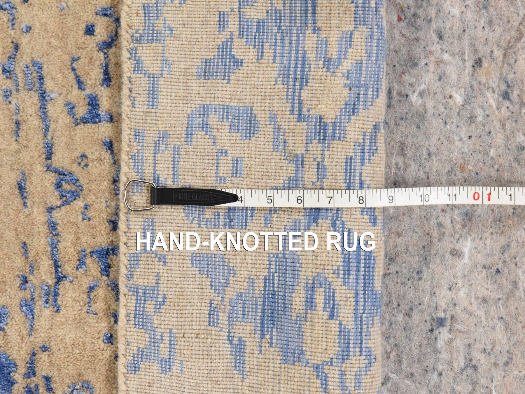 8'x8' Beige with Blue, Mamluk Design, Fine Jacquard Hand Loomed, Tone on Tone, Wool and Silk, Round, Oriental Rug HR78858 - Image 6