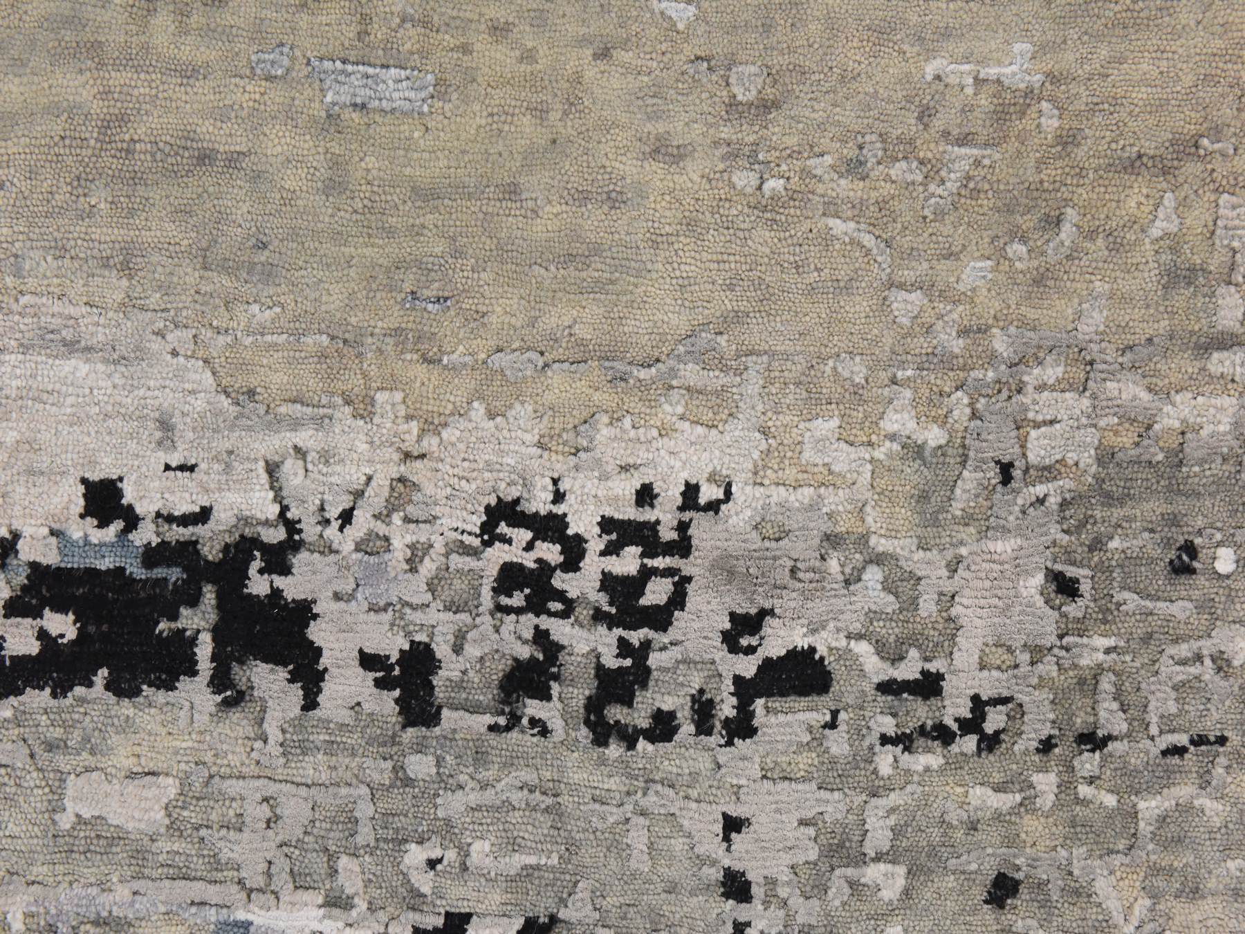 8'x8' Beige-Gray, Modern Abstract Design, Hand Knotted, Wool & Silk, Round, Oriental Rug HR78861 - Image 4