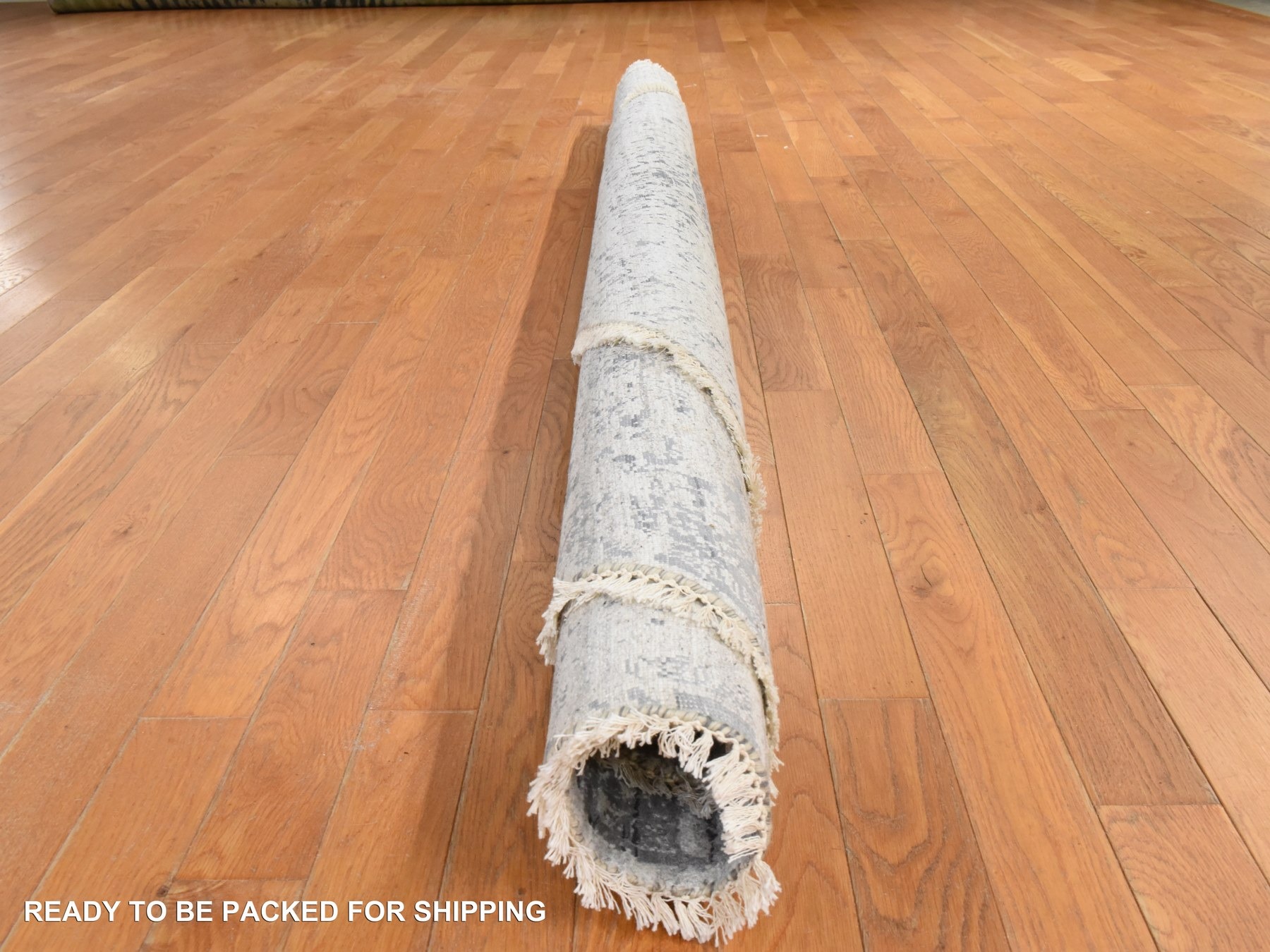 8'x8' Silver Gray, Broken and Erased Persian Design, Tone on Tone, Hand Knotted, Wool and Pure Silk, Round, Oriental Rug HR78864 - Image 9