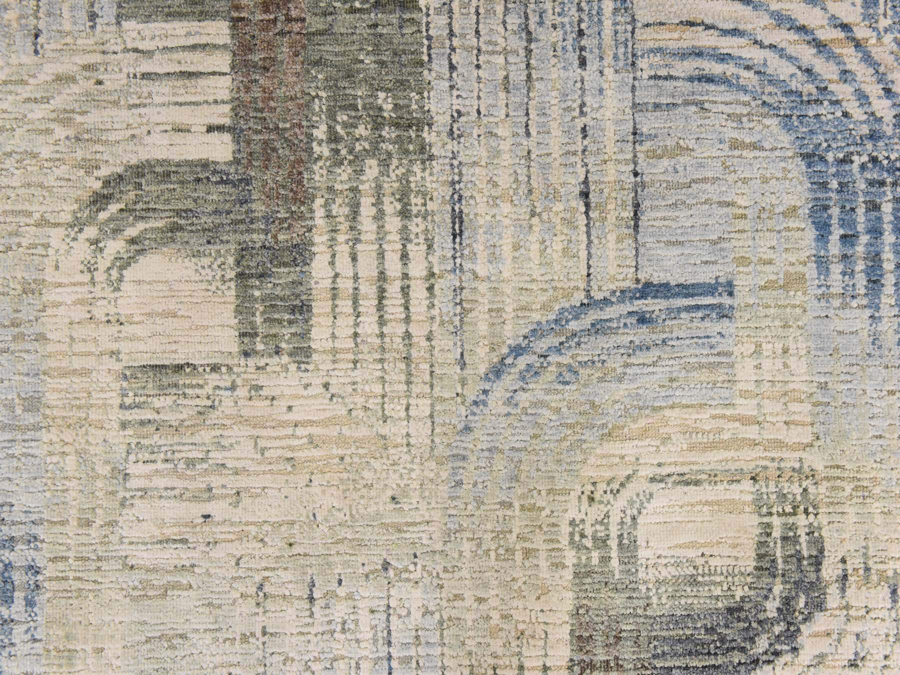 3'1"x5' Whisper White, THE INTERTWINED PASSAGE, Silk with Textured Wool, Hand Knotted, Oriental Rug HR78874 - Image 3