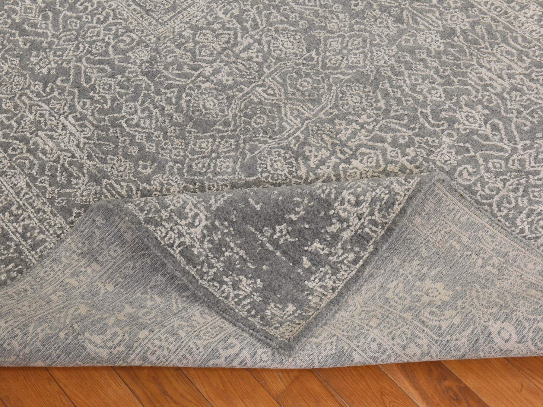 5'10"x9'1" Griffin Gray, Fine Jacquard Hand Loomed, Modern Design, Wool and Art Silk, Soft Pile, Oriental Rug HR78893 - Image 8