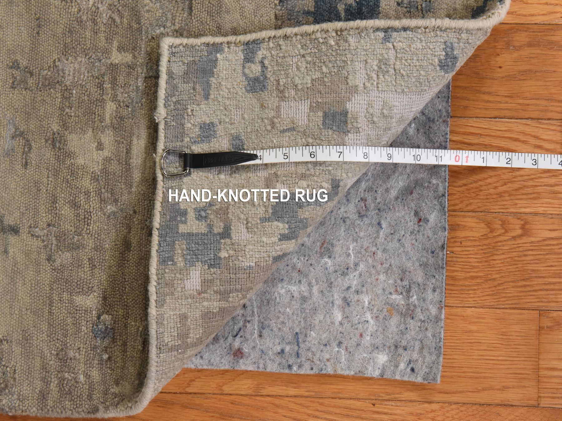 6'3"x8'10" Beige-Gray, Modern Abstract Design, Hand Knotted, Wool & Silk, Hi-Low Pile, Oriental Rug HR78896 - Image 7