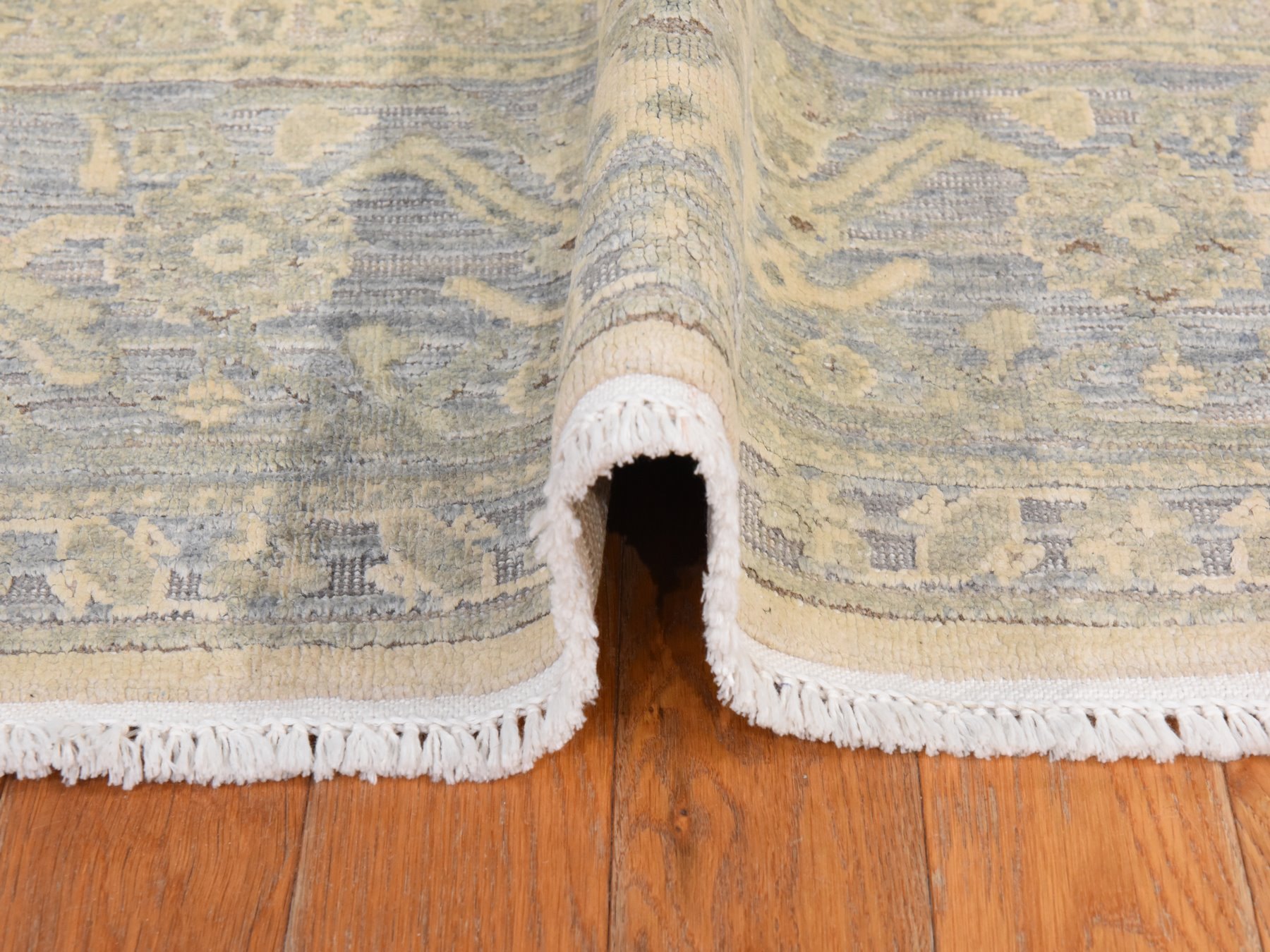 6'x9'5" Swan White, Oushak with Geometric Motif, Hand Knotted, Pure Silk and Textured Wool, Oriental Rug HR78897 - Image 9