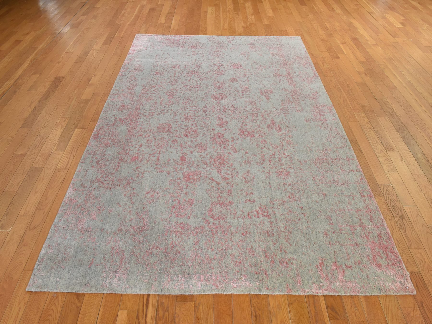 6'x9' Quartz Pink, Transitional Design, Tone on Tone, Wool and Art Silk, Fine Jacquard Hand Loomed, Oriental Rug HR78900 - Image 2