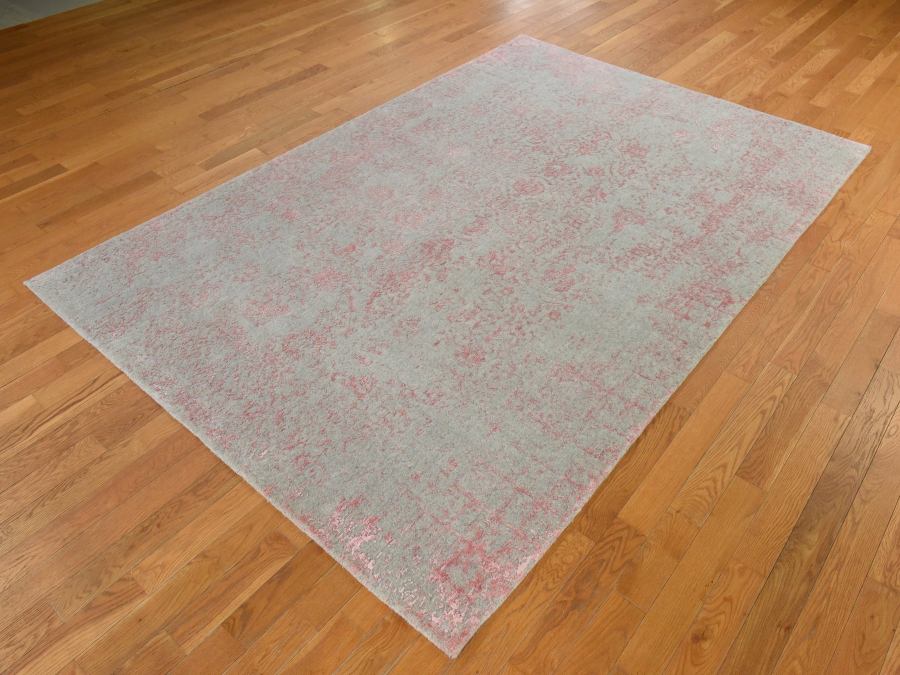 6'x9' Quartz Pink, Transitional Design, Tone on Tone, Wool and Art Silk, Fine Jacquard Hand Loomed, Oriental Rug HR78902 - Image 4
