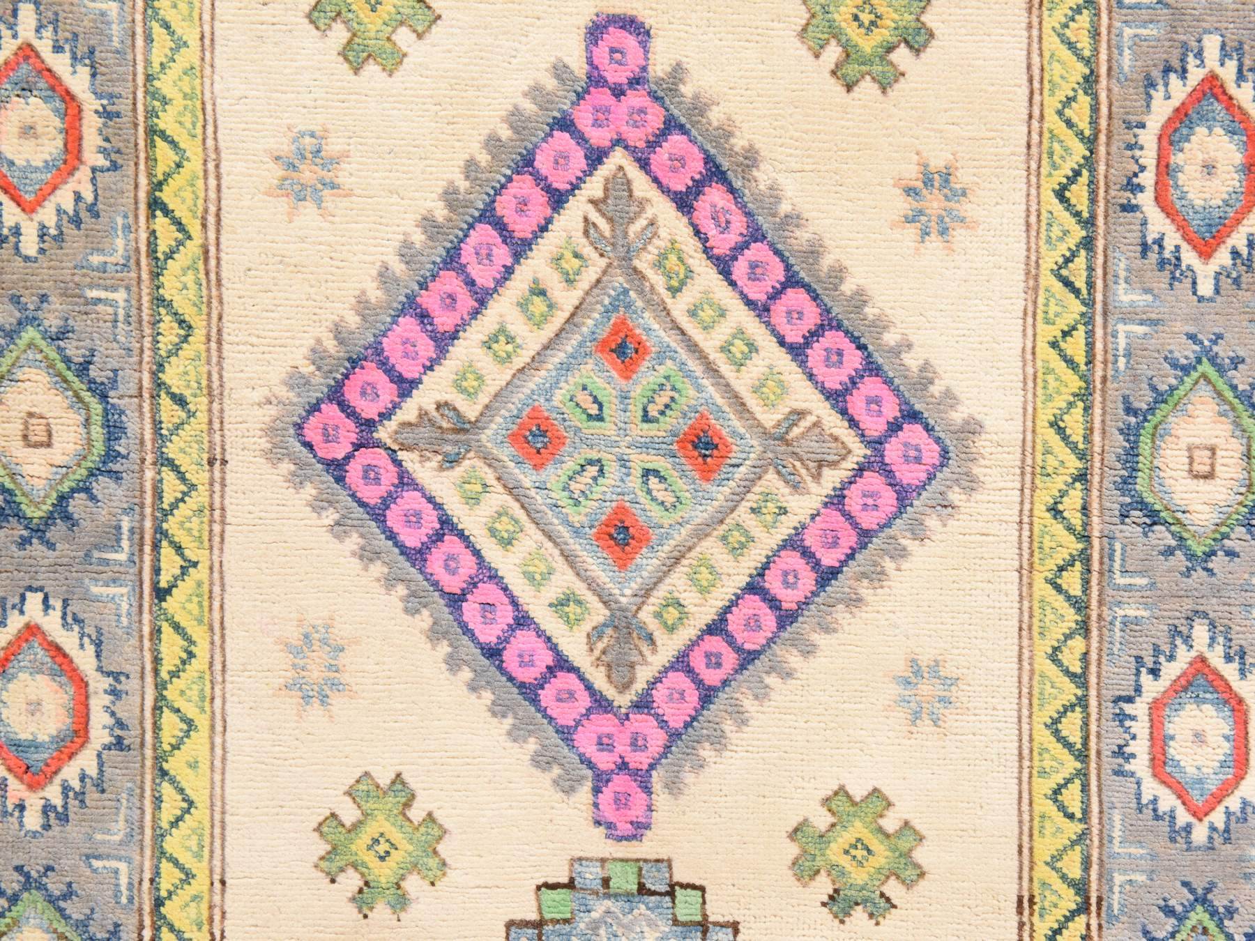 3'1"x4'9" Parchment White, Colorful Fusion Kazak with Geometric Design, Hand Knotted, Pure Wool, Oriental Rug HR78904 - Image 3