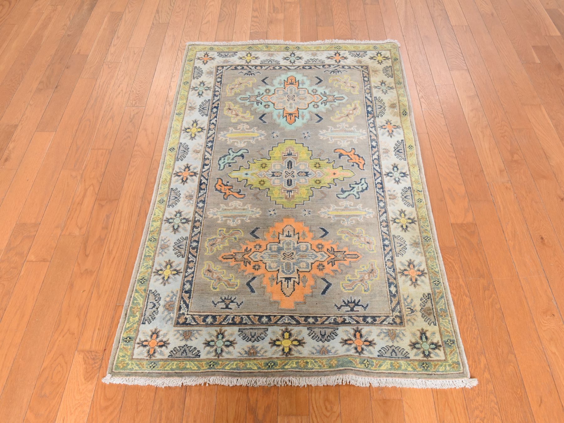 3'3"x5' Stone Gray, Colorful Fusion Kazak with Geometric Design, Pure Wool, Hand Knotted, Oriental Rug HR78918 - Image 2