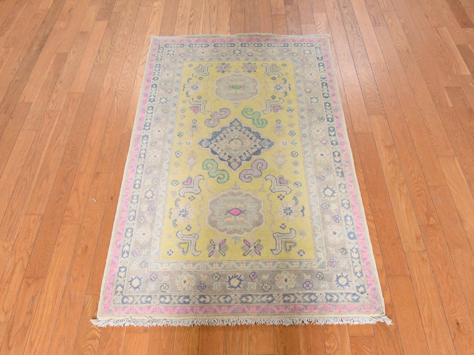 3'3"x4'8" Pastel Yellow, Colorful Fusion Kazak with Geometric Design, Pure Wool, Hand Knotted, Oriental Rug HR78924 - Image 2