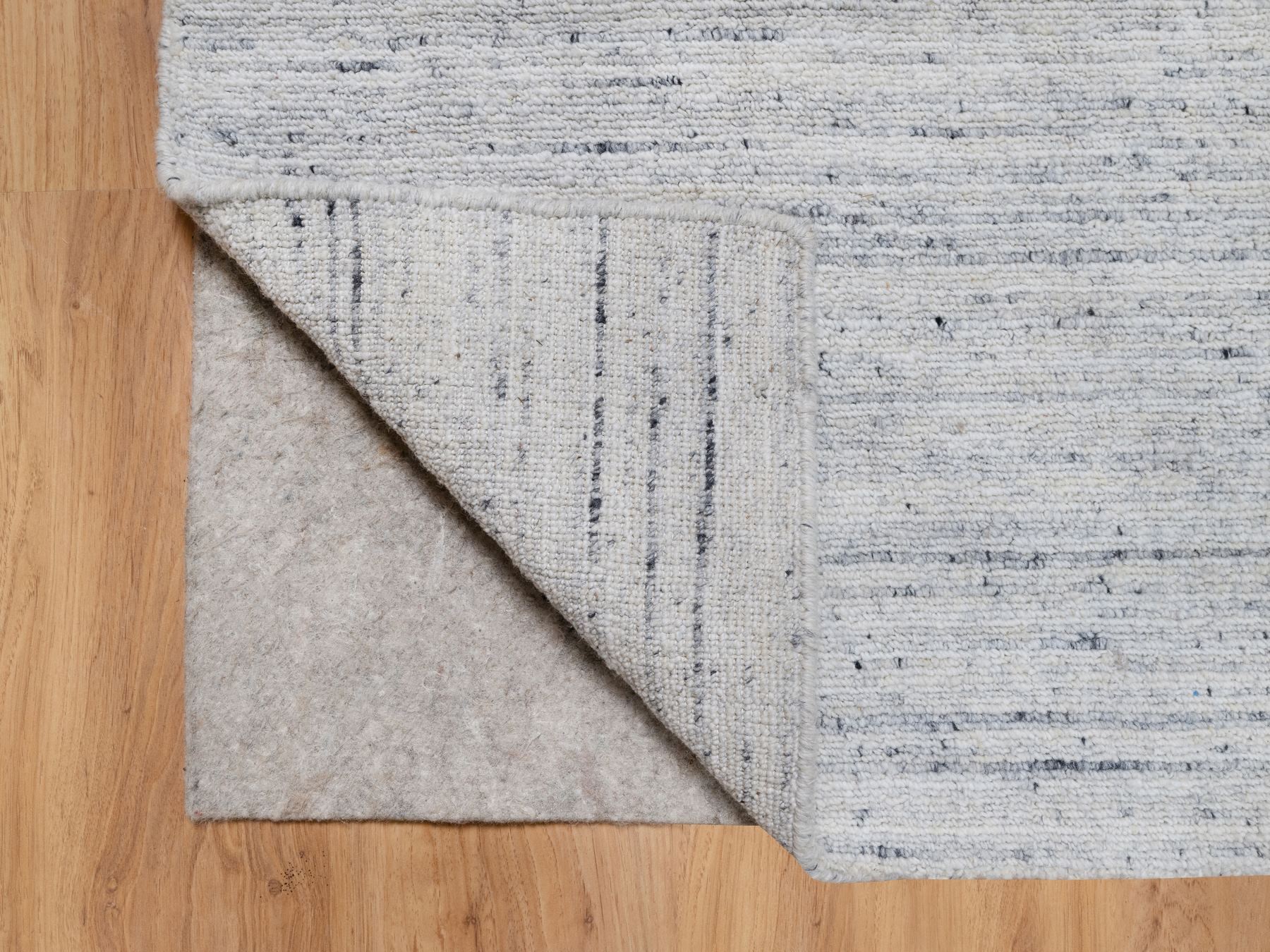 2'x3' Misty Gray, Hand Loomed, Modern Striae Design, Tone on Tone, Plush Pile, Natural Wool, Mat, Oriental Rug HR90786 - Image 3