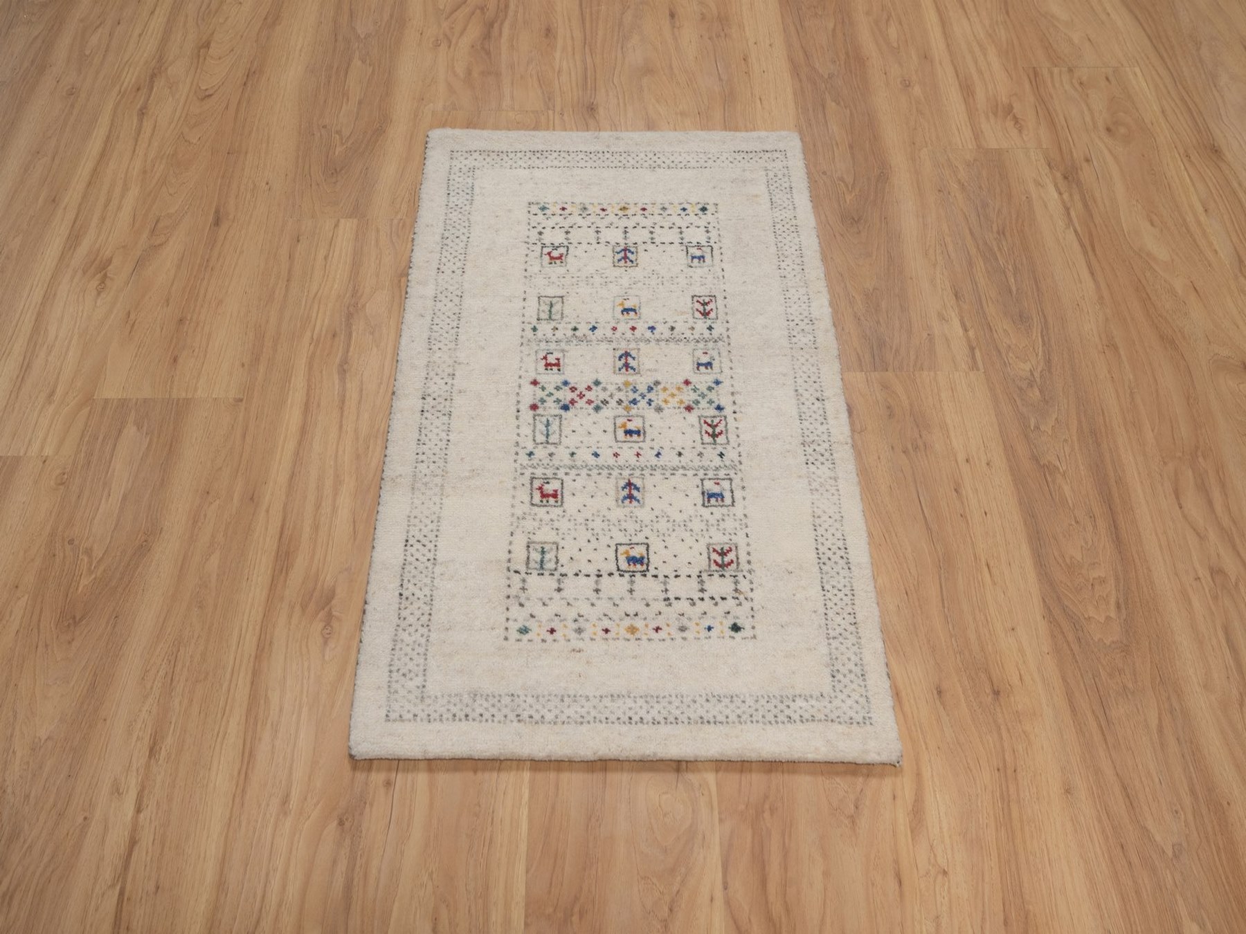 2'x3' Parchment White, Modern, Lori Buft Gabbeh with Small Animal Figurines, Soft Wool, Hand Knotted, Thick and Plush, Mat, Sample, Oriental Rug HR92634 - Image 2