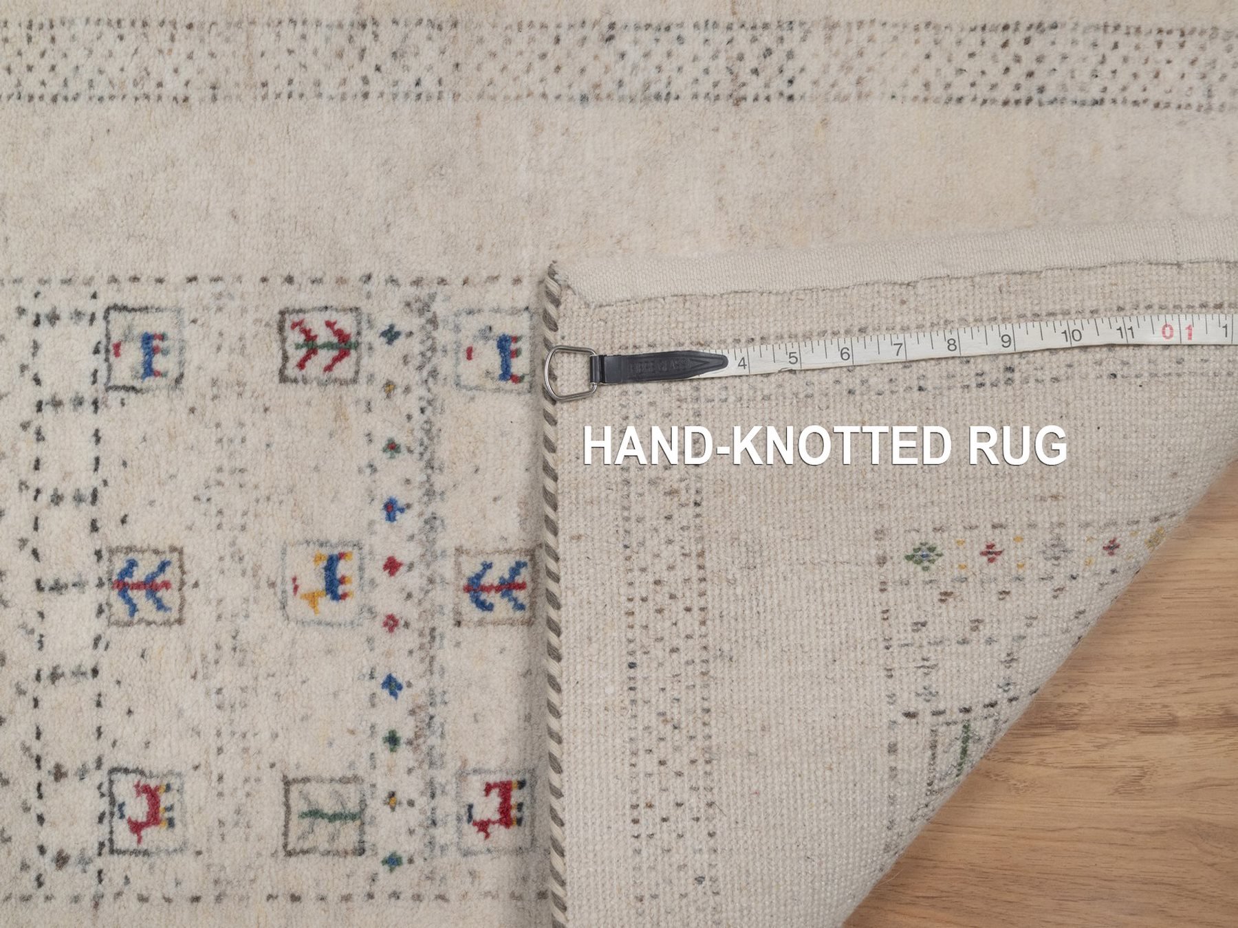 2'x3' Parchment White, Modern, Lori Buft Gabbeh with Small Animal Figurines, Soft Wool, Hand Knotted, Thick and Plush, Sample, Mat, Oriental Rug HR92635 - Image 8