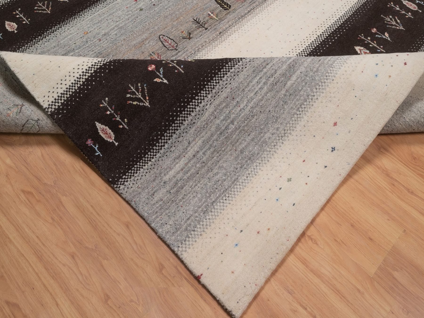 8'2"x10'3" Parchment White, Modern, Lori Buft Gabbeh with Small Tree Design, Thick and Plush, Hand Knotted, Pure Wool, Oriental Rug HR92647 - Image 6