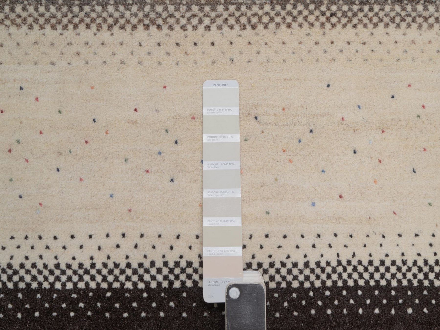 8'2"x10'3" Parchment White, Modern, Lori Buft Gabbeh with Small Tree Design, Thick and Plush, Hand Knotted, Pure Wool, Oriental Rug HR92647 - Image 7
