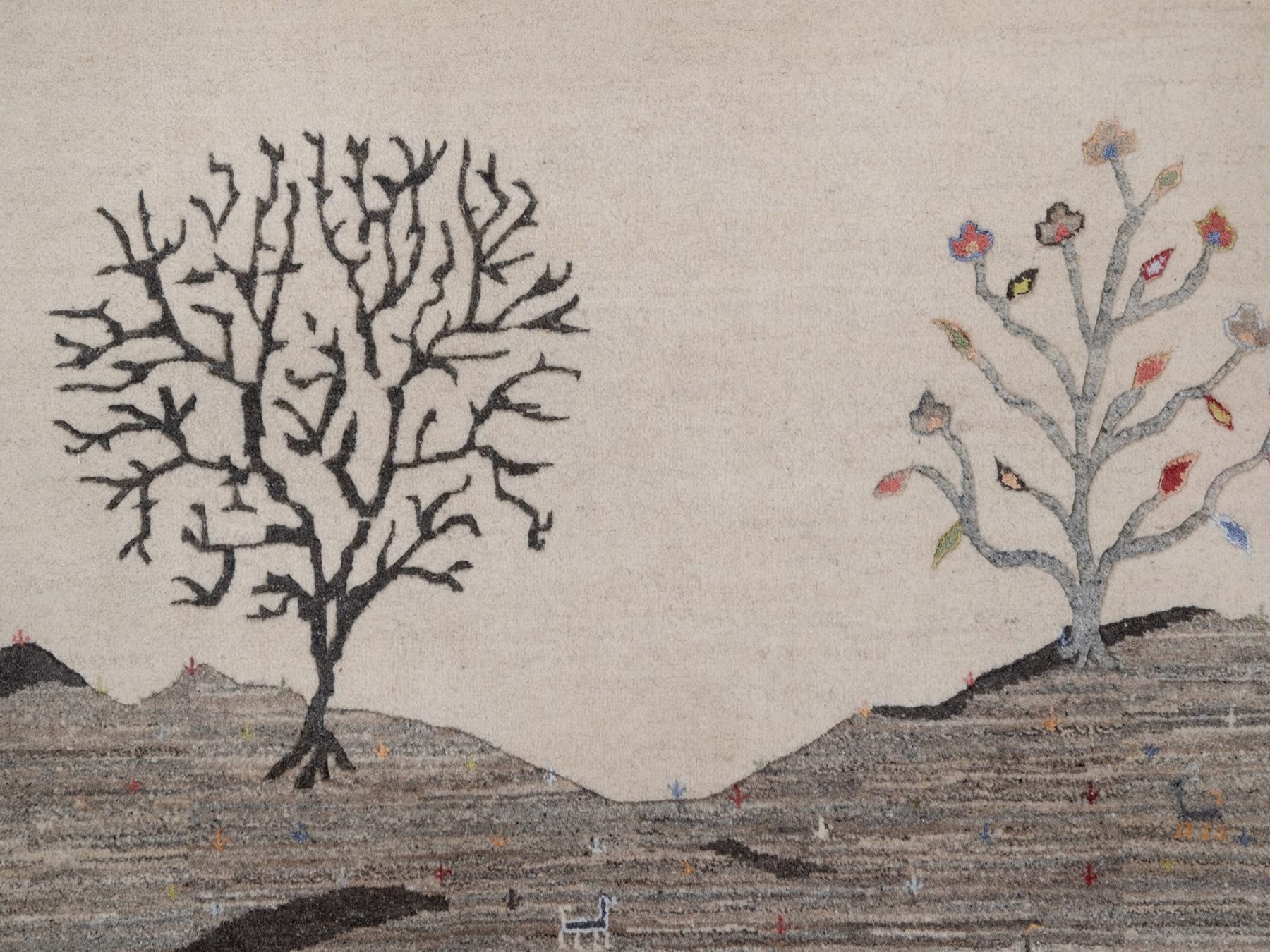 8'2"x10' Dove Gray, Modern, Lori Buft Gabbeh with Scenery Design, Small Animal Figurines, Hand Knotted, Soft Pile, Thick and Plush, Pure Wool, Oriental Rug HR92652 - Image 8