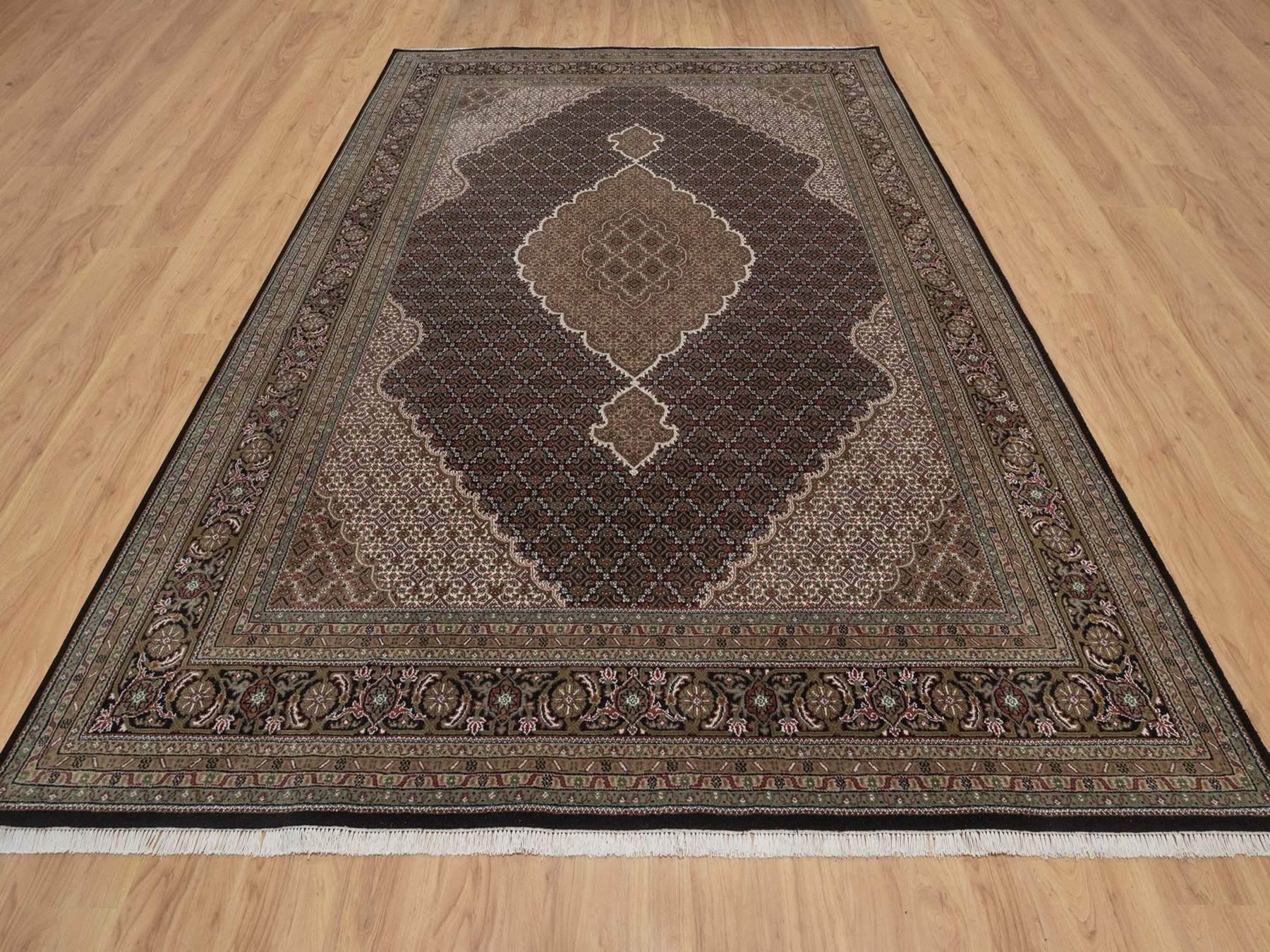 8'9"x12' Midnight Black, Tabriz Mahi with Fish Medallion Design, 100% Wool, Hand Knotted, 175 KPSI, Oriental Rug HR92696 - Image 2