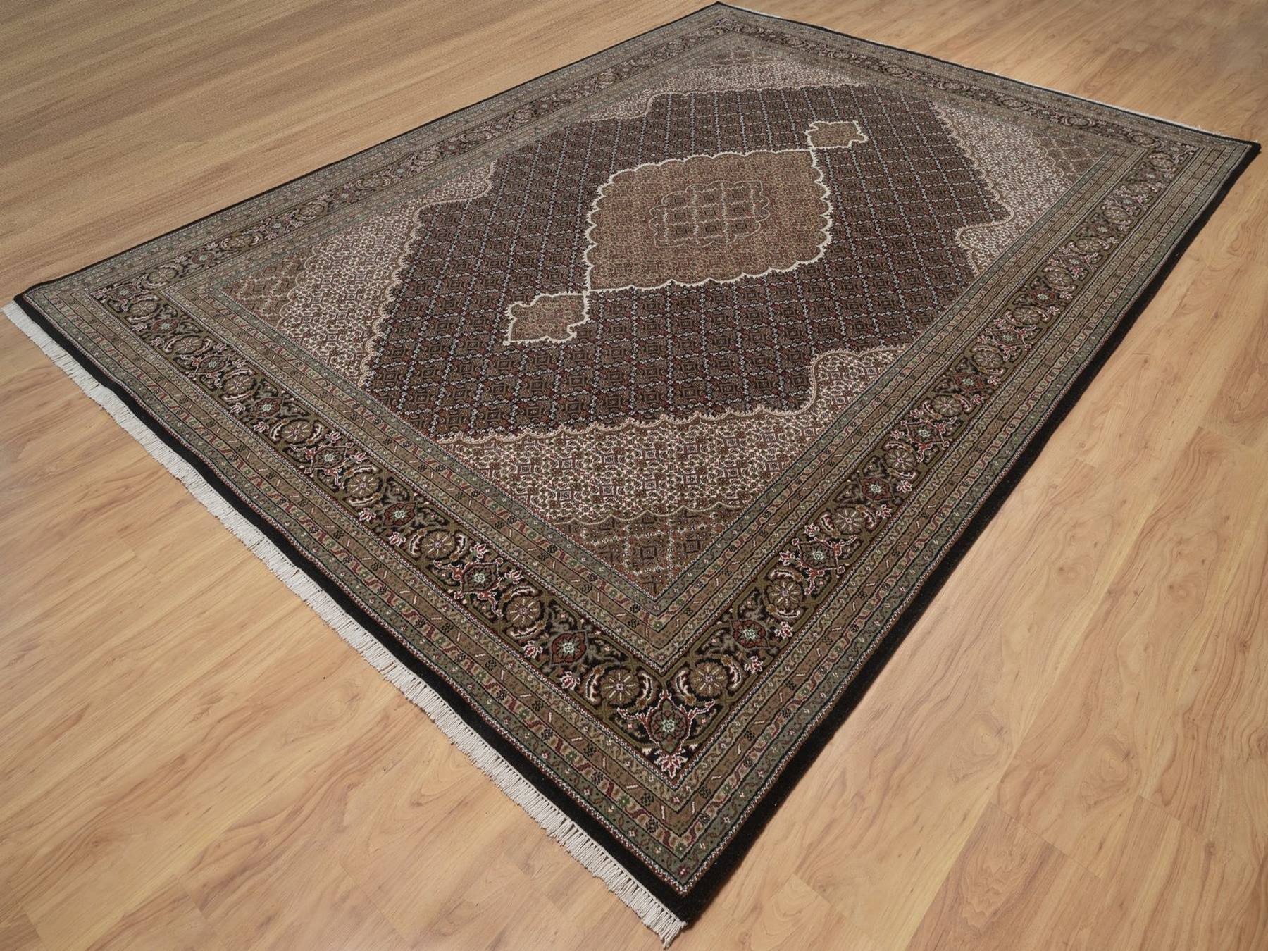 8'9"x12' Midnight Black, Tabriz Mahi with Fish Medallion Design, 100% Wool, Hand Knotted, 175 KPSI, Oriental Rug HR92696 - Image 3