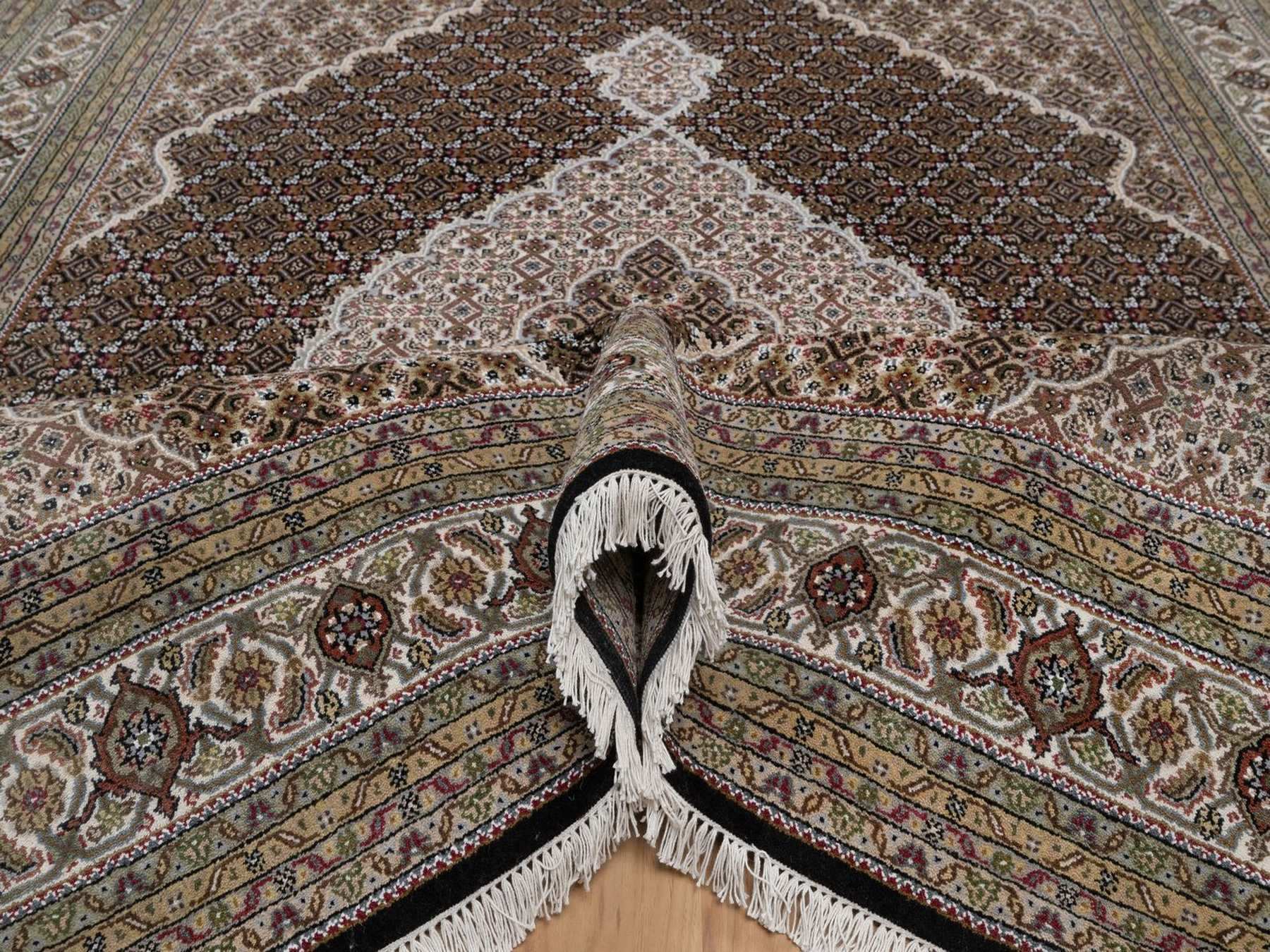 8'x10'2" Midnight Black, 175 KPSI, Tabriz Mahi with Fish Medallion Design, Hand Knotted, 100% Wool, Oriental Rug HR92698 - Image 5
