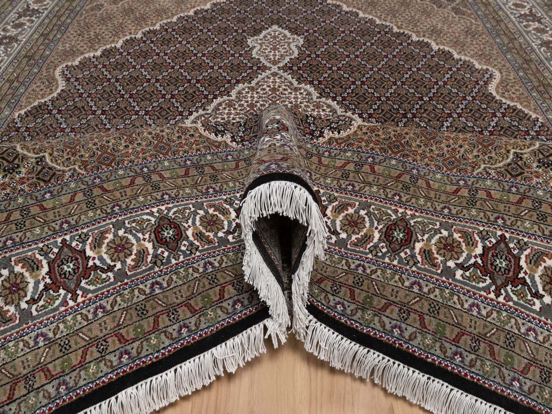 7'10"x10' Midnight Black, Tabriz Mahi with Fish Medallion Design, 175 KPSI, Hand Knotted, 100% Wool, Oriental Rug HR92701 - Image 5