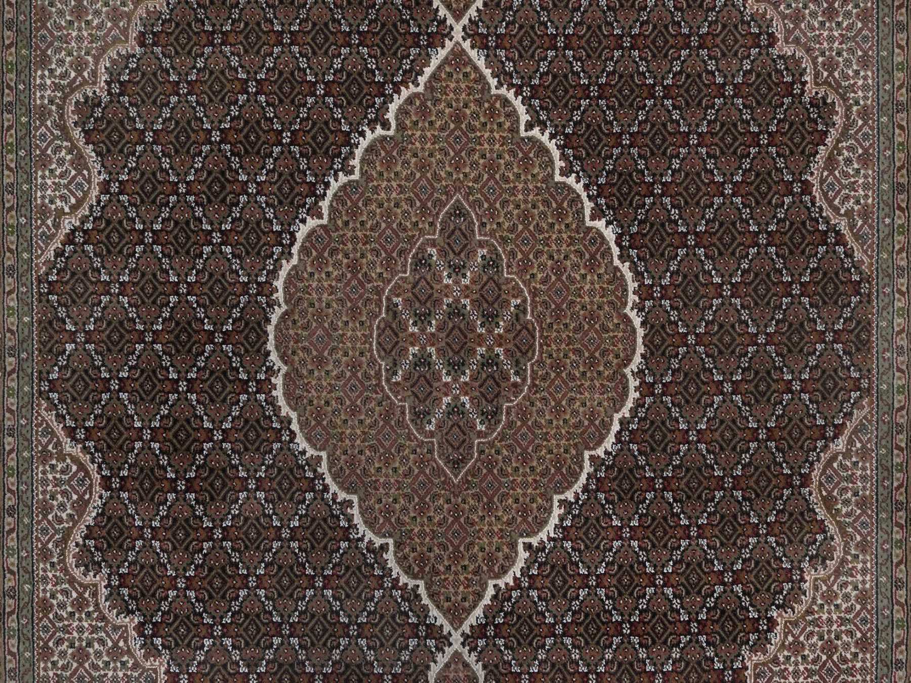 8'x10' Midnight Black, Tabriz Mahi with Fish Medallion Design, Hand Knotted, 100% Wool, 175 KPSI, Oriental Rug HR92703 - Image 8