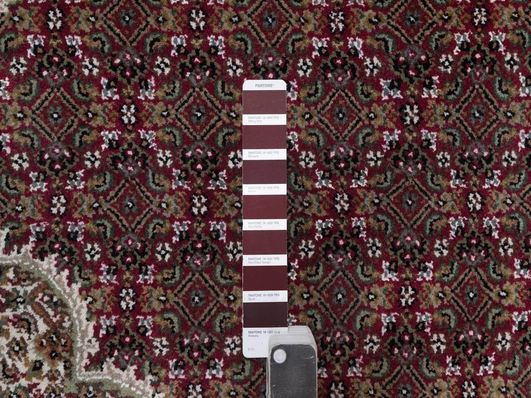 9'x12'2" Rhubarb Red, Tabriz Mahi with Fish Medallion Design, 100% Wool, Hand Knotted, 175 KPSI, Oriental Rug HR92704 - Image 7
