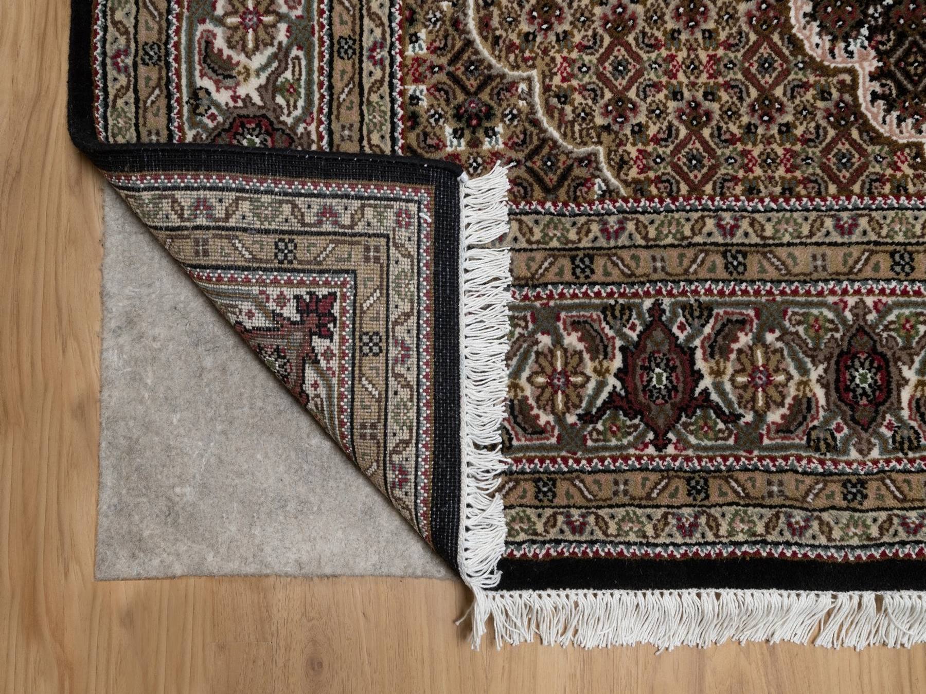 6'x9' Midnight Black, Tabriz Mahi with Fish Medallion Design, Hand Knotted, 175 KPSI, 100% Wool, Oriental Rug HR92707 - Image 4