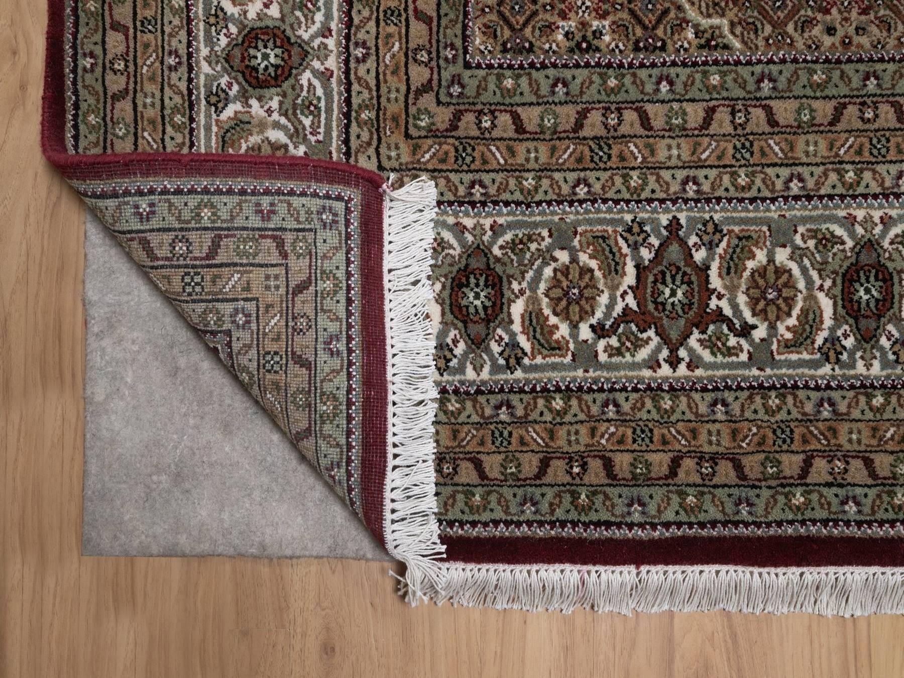 7'10"x10'3" Rhubarb Red, Tabriz Mahi with Fish Medallion Design, Hand Knotted, 100% Wool, 175 KPSI, Oriental Rug HR92708 - Image 4