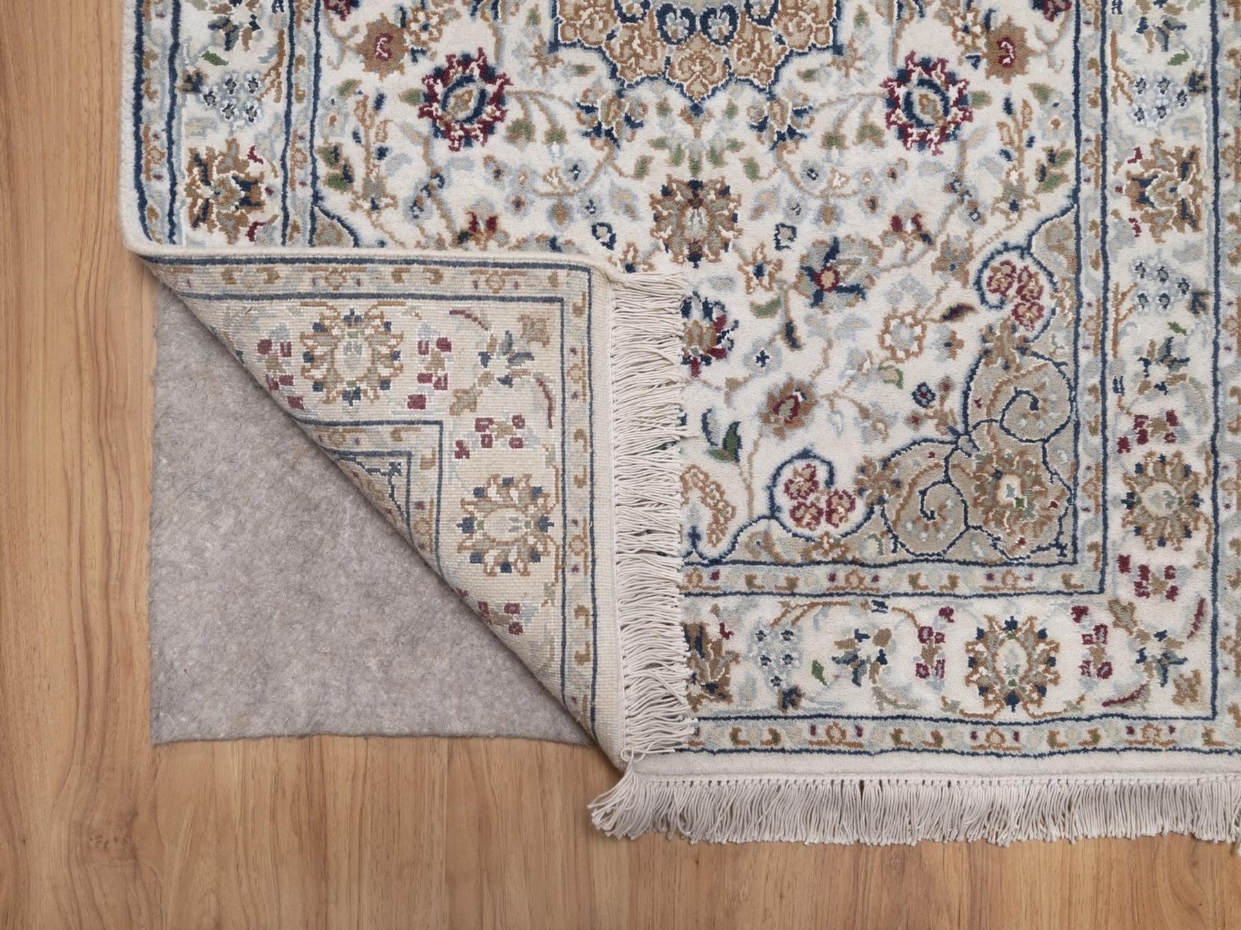 2'7"x16' Pearl White, Nain with Flower Medallions Design, Wool and Silk, Hand Knotted, 250 KPSI, Soft Pile, XL Runner, Oriental Rug HR92744 - Image 3