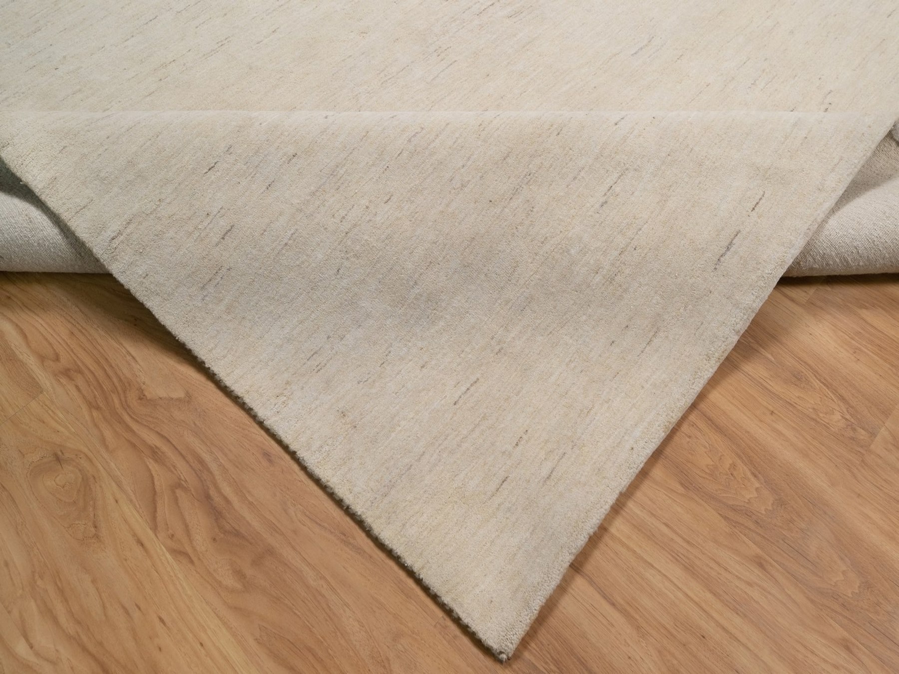 13'3"x13'3" Linen White, Modern, Plain Design, Lori Buft Gabbeh, Hand Knotted, Undyed Natural Wool, Thick and Plush, Square, Oriental Rug HR92749 - Image 6