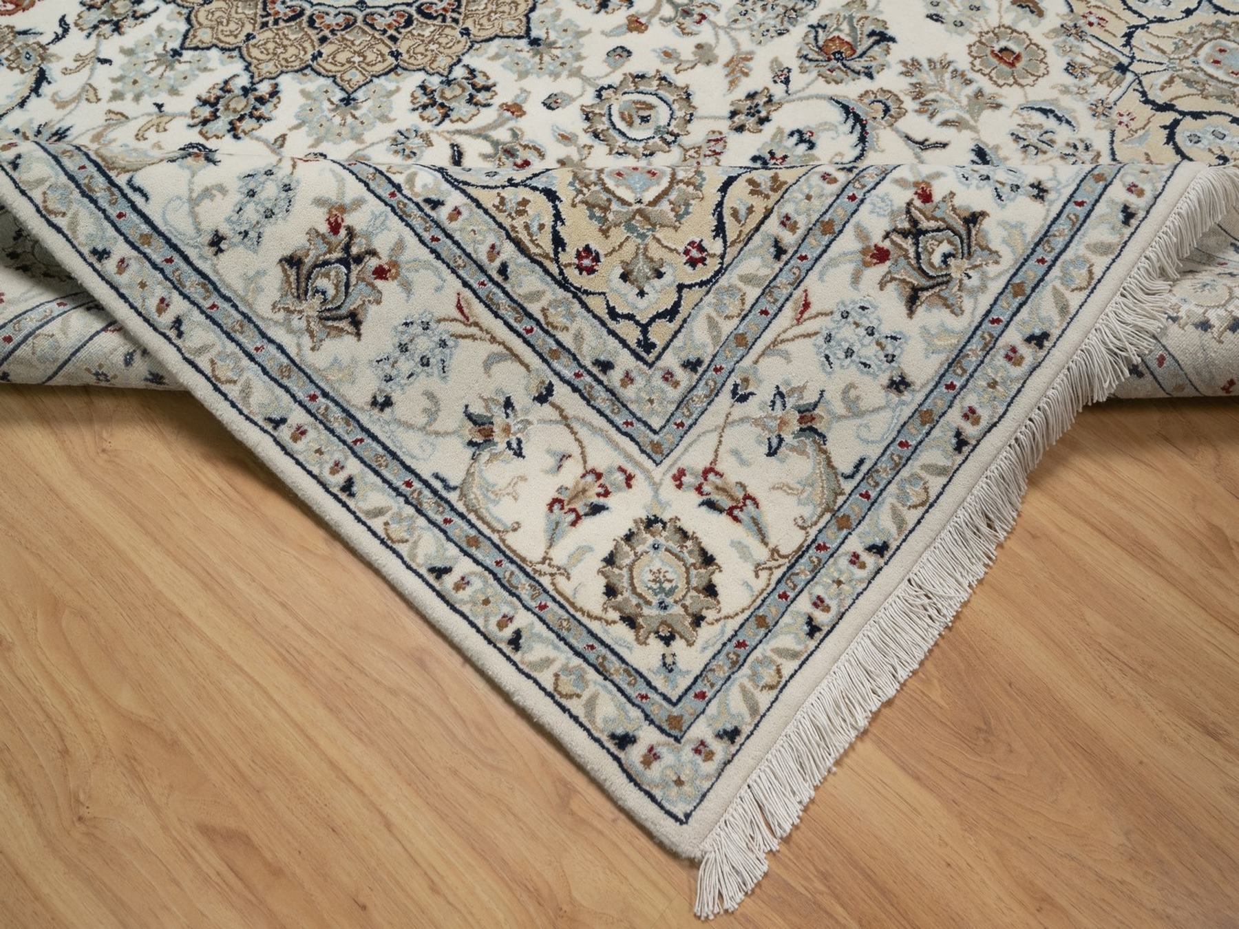 6'2"x9' Pearl White, Hand Knotted, Nain with Flower Medallion Design, Wool and Silk, 250 KPSI, Soft Pile, Oriental Rug HR92750 - Image 6