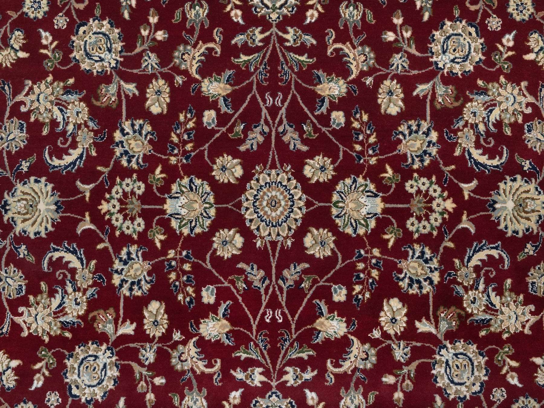 8'x10' Savvy Red, Nain with All Over Flower Pattern, 250 KPSI, Hand Knotted, Wool and Silk, Soft Pile, Oriental Rug HR92752 - Image 8