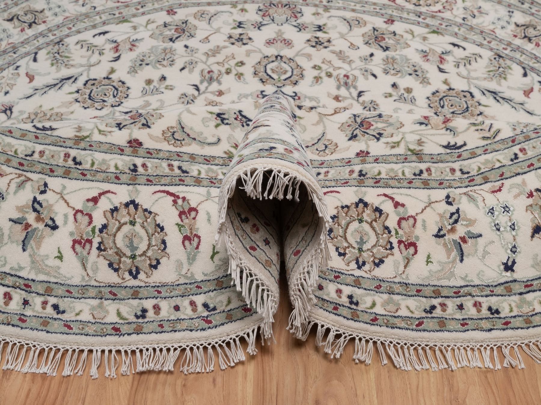 8'x8' Pearl White, 250 KPSI, Nain with All Over Flower Design, Hand Knotted, Wool and Silk, Soft Pile, Round, Oriental Rug HR92760 - Image 5