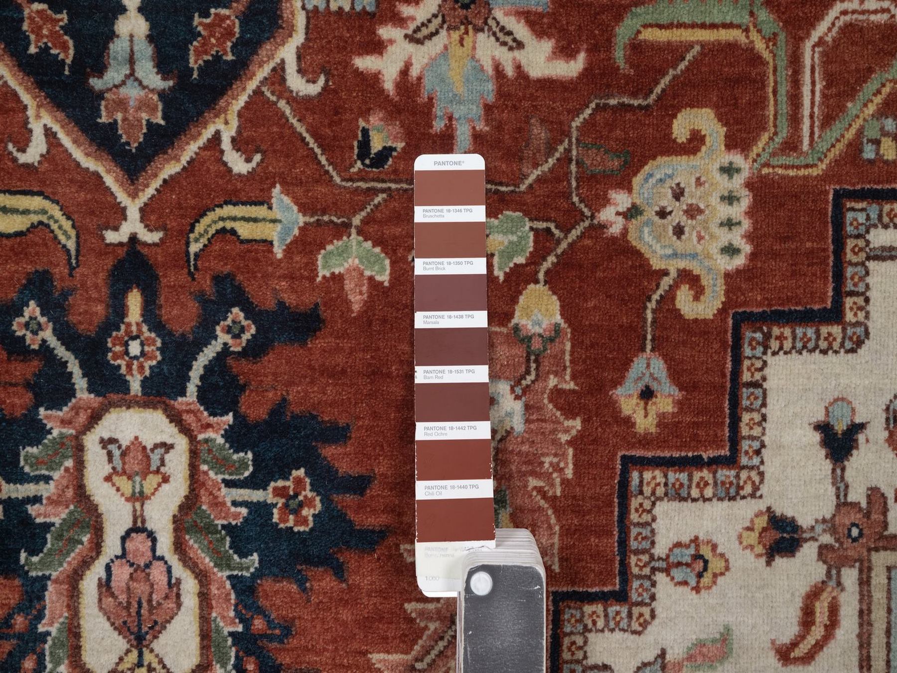 7'10"x10'1" Auburn Red, Antiqued Fine Heriz Re-Creation, Medallion Design, Hand Spun New Zealand Wool, Hand Knotted, Denser Weave, Vegetable Dyes, Oriental Rug HR92794 - Image 7
